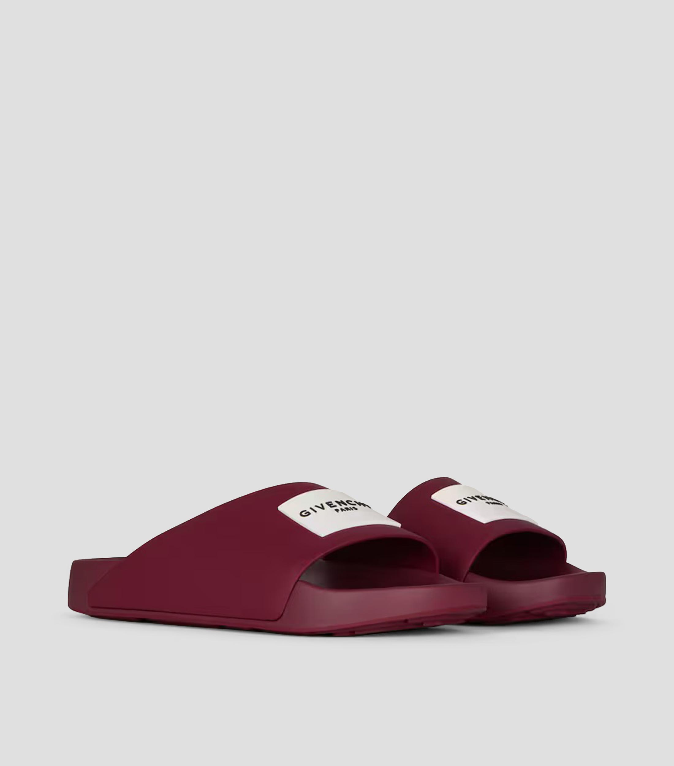 Sandalias planas Label Slide Mujer