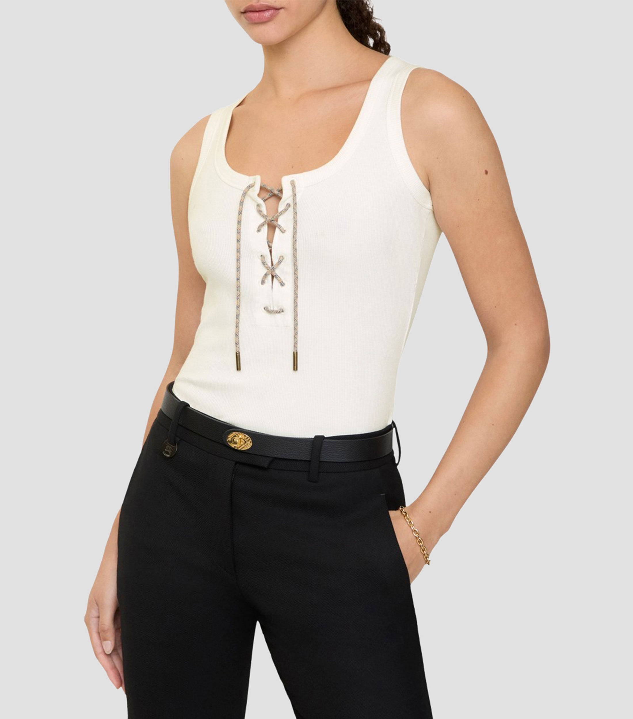 Playera cuello redondo sin mangas liso Mujer