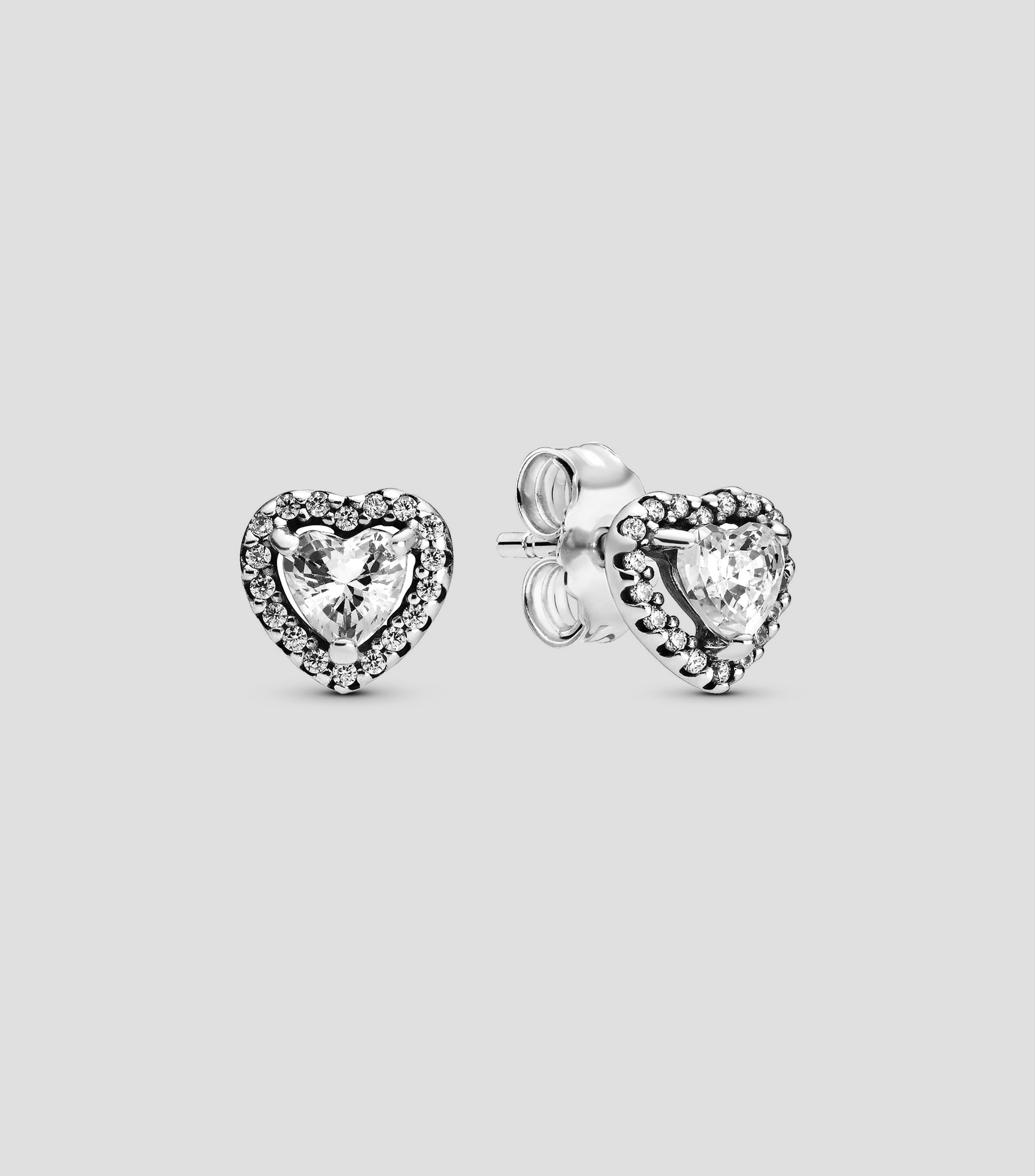 Aretes en plata con forma de corazon Mujer