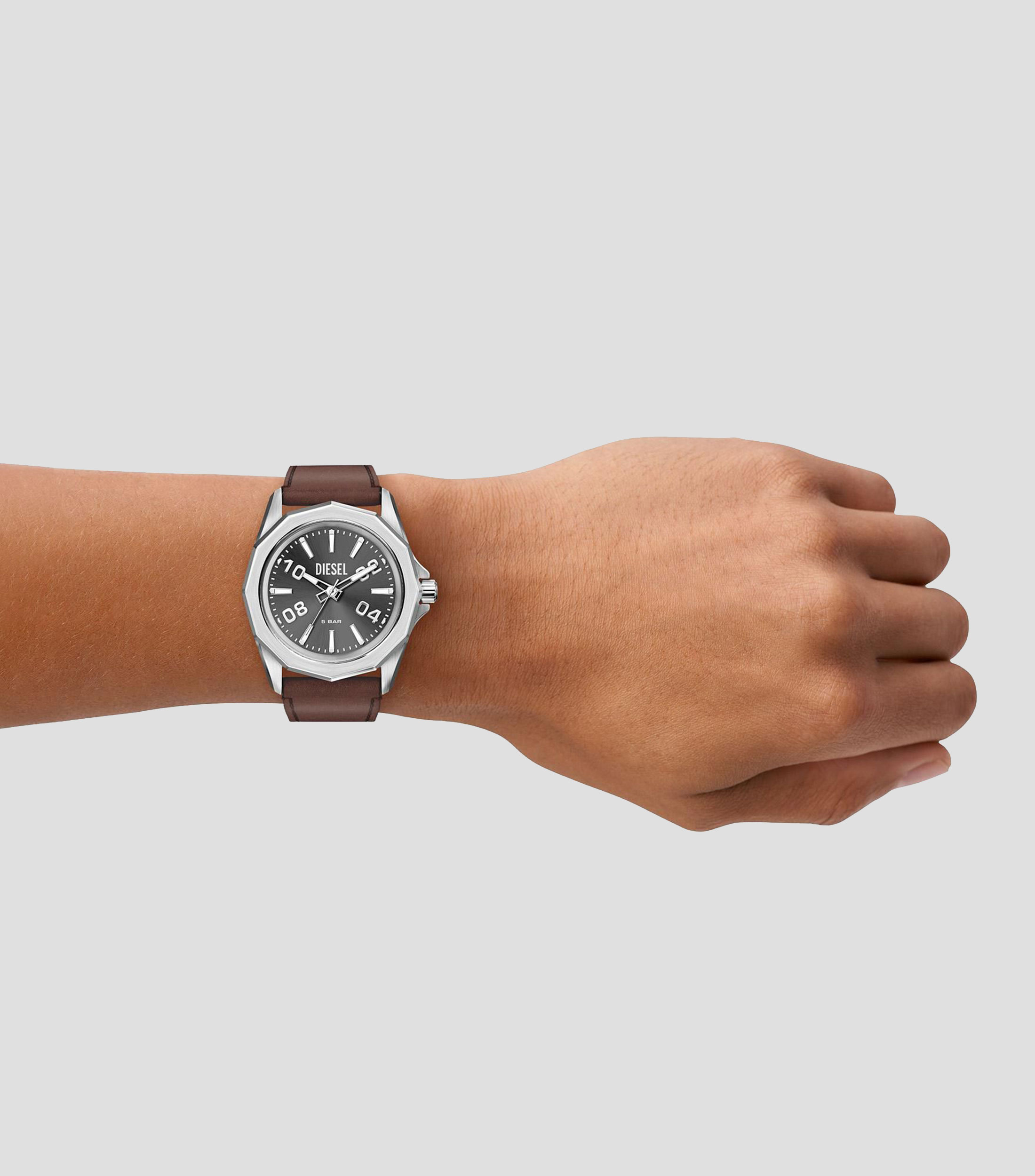 Reloj para Hombre Stinger casual plateado