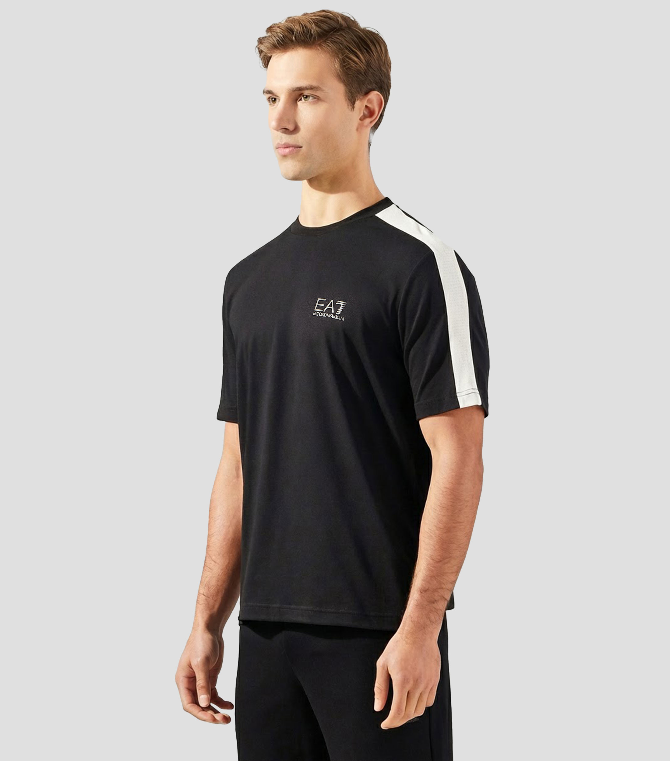 Playera cuello redondo manga corta lisa Hombre