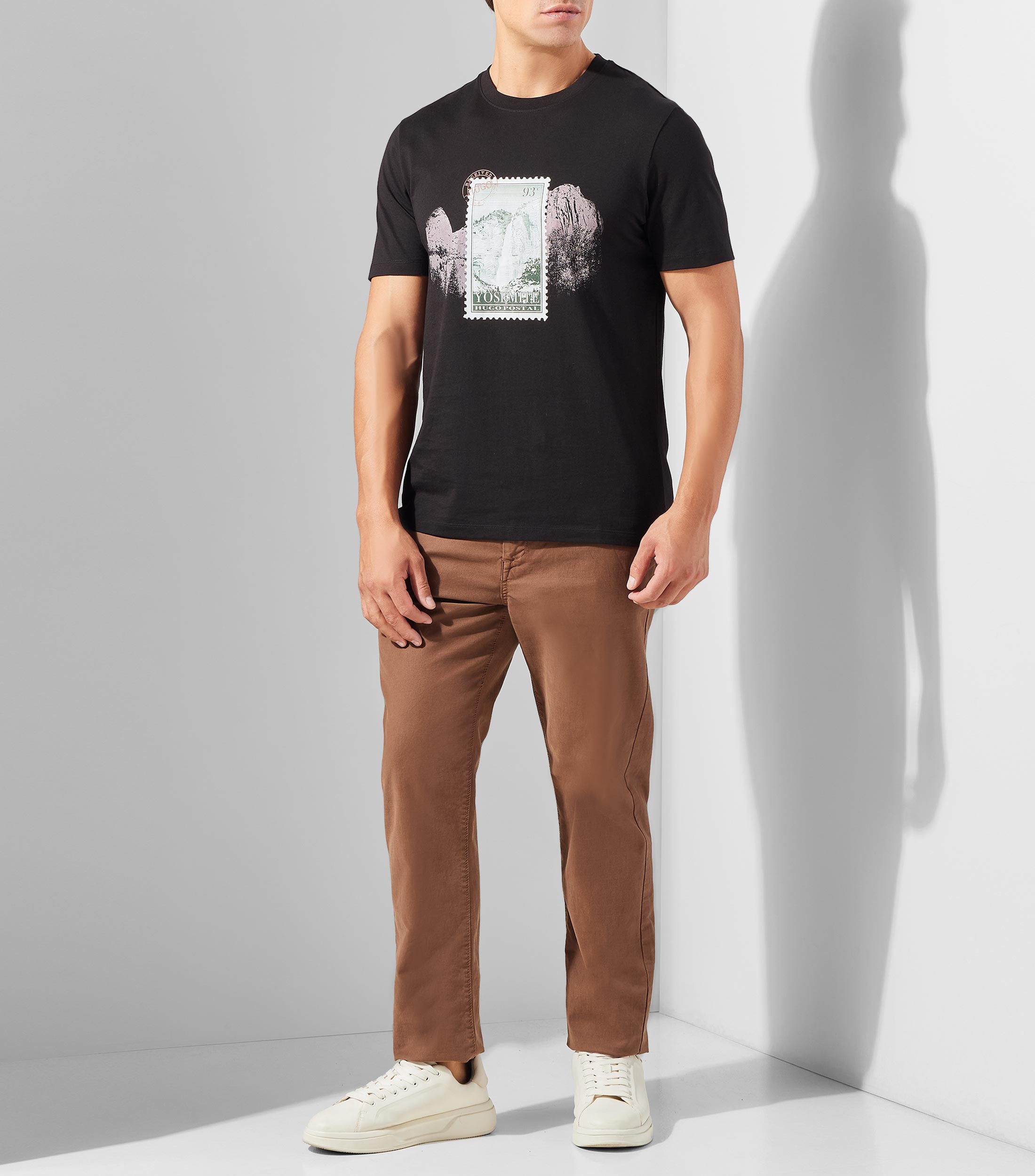 Playera cuello redondo manga corta estampada Hombre