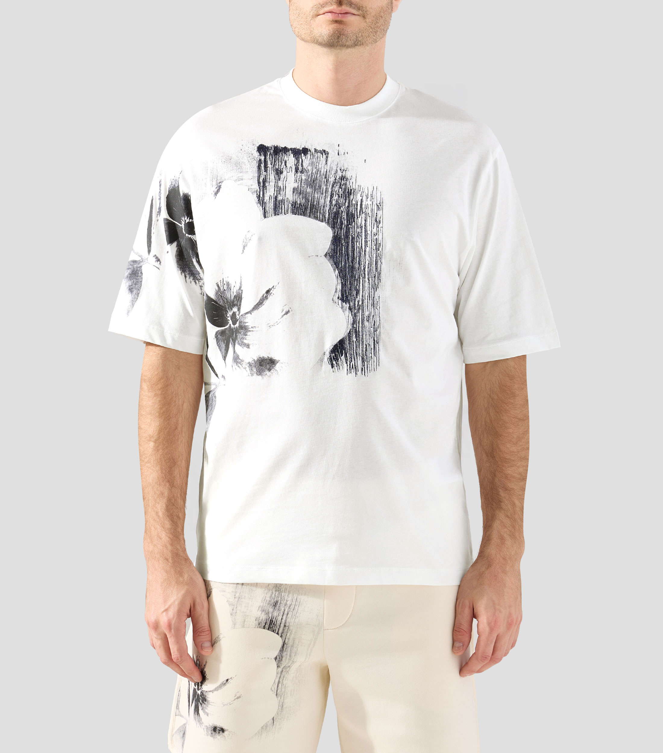Playera cuello redondo manga corta estampada Hombre