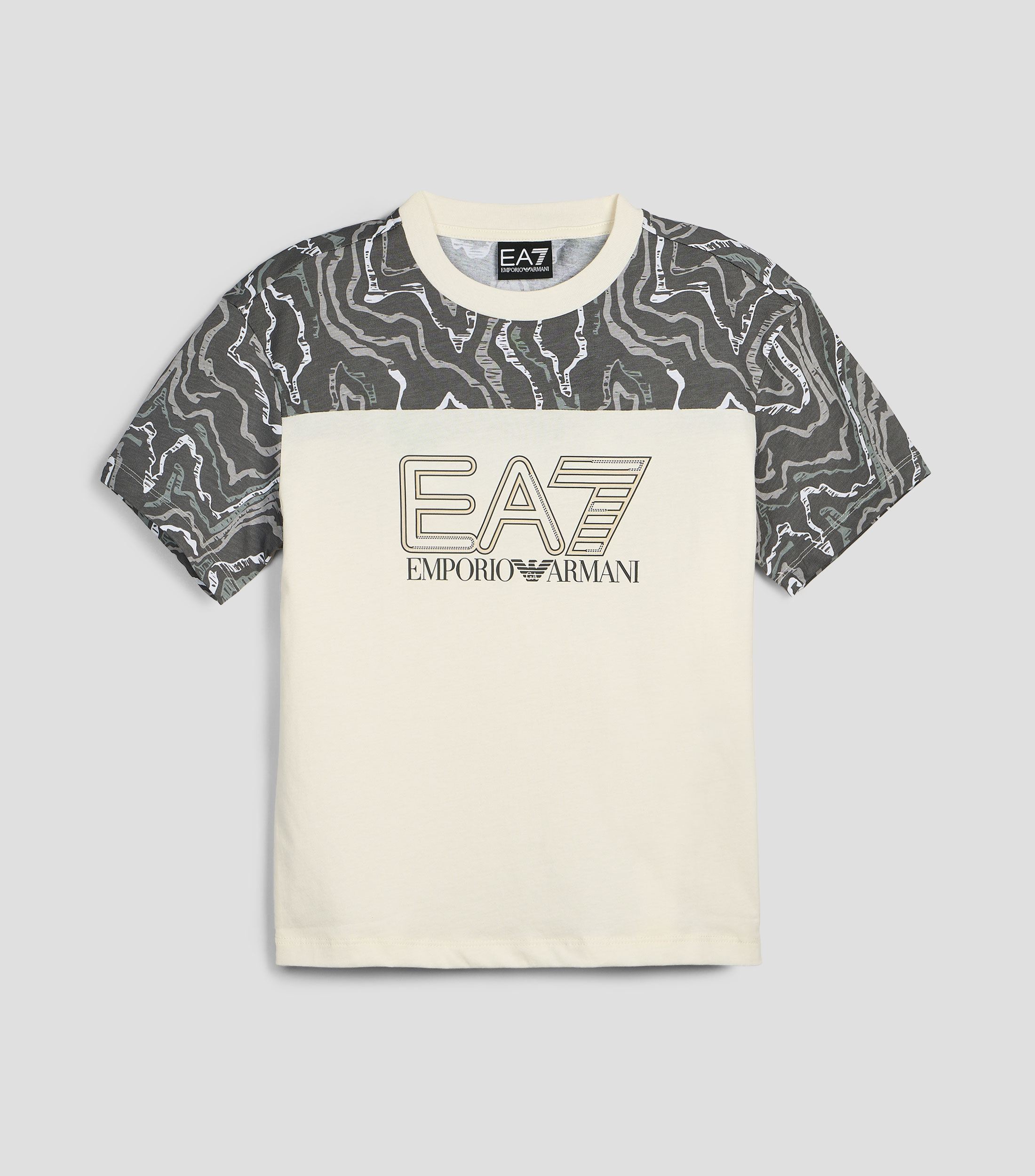 Playera cuello redondo manga corta estampada Niño