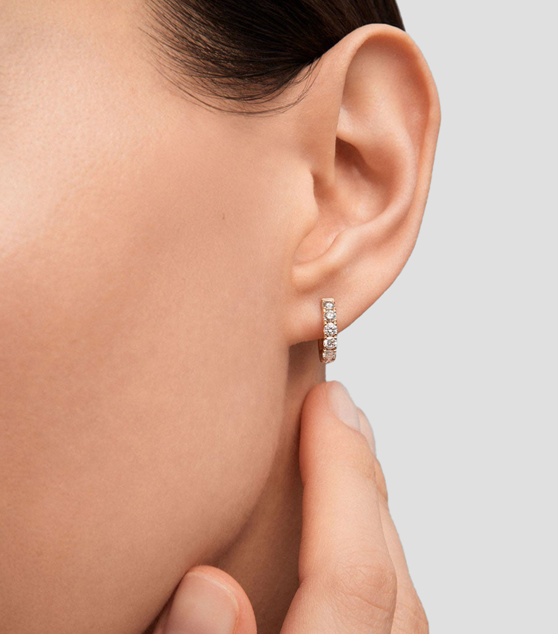 Pendientes en Oro de 18 Kilates con Diamante Mujer