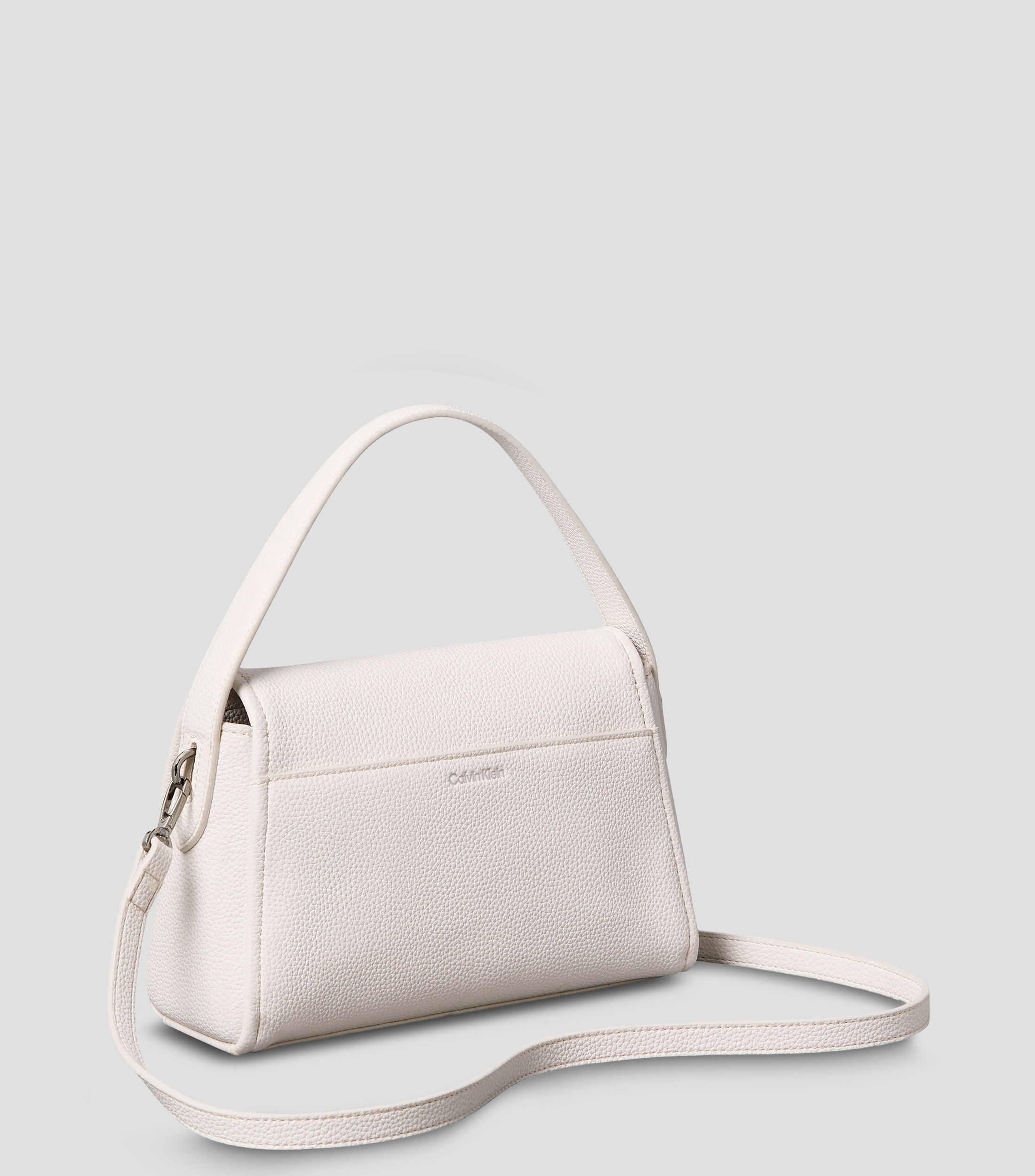 Bolsa shoulder blanca Emblem Pebble lisa Mujer