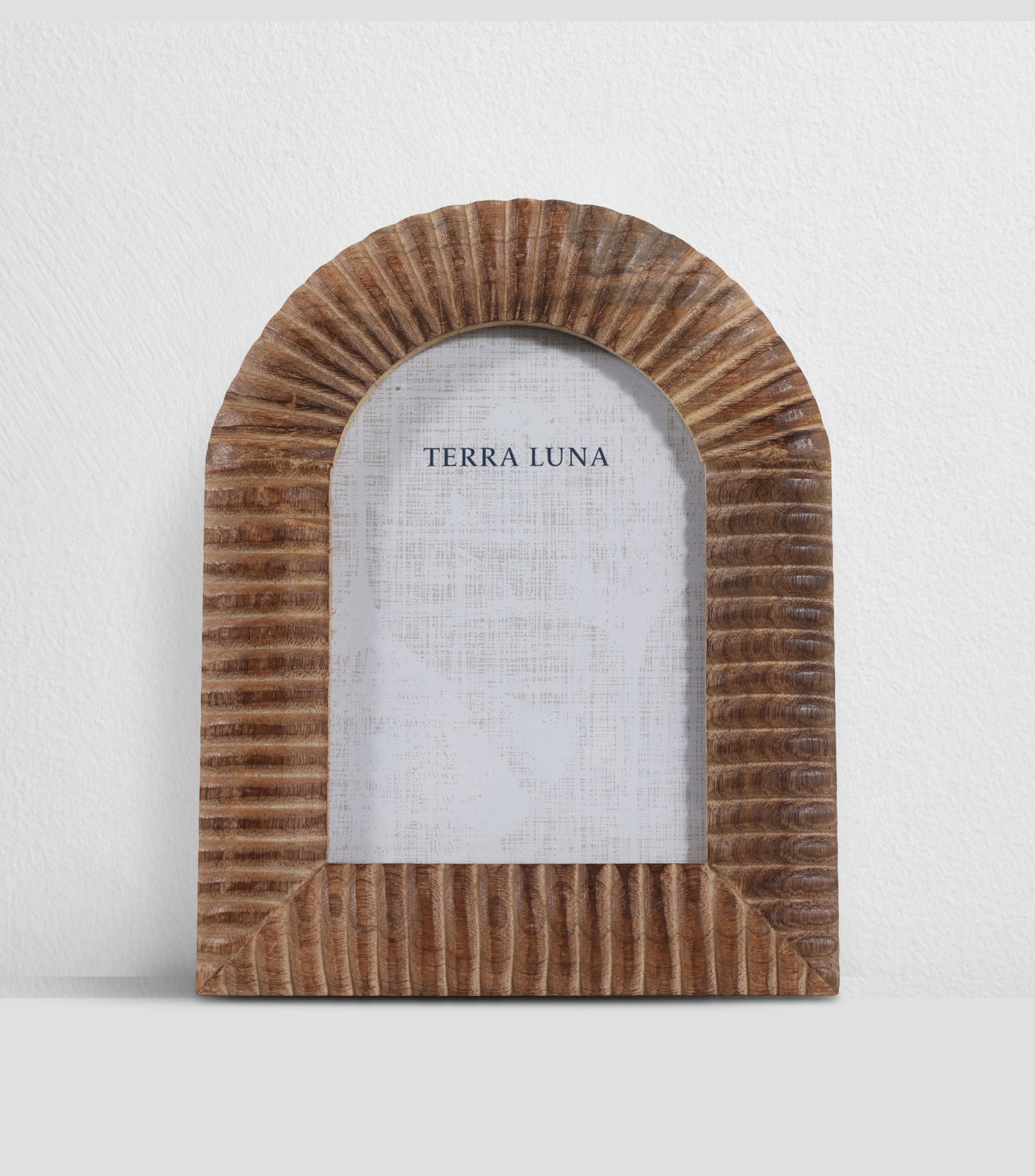 Portarretrato Arco Ribbed en madera