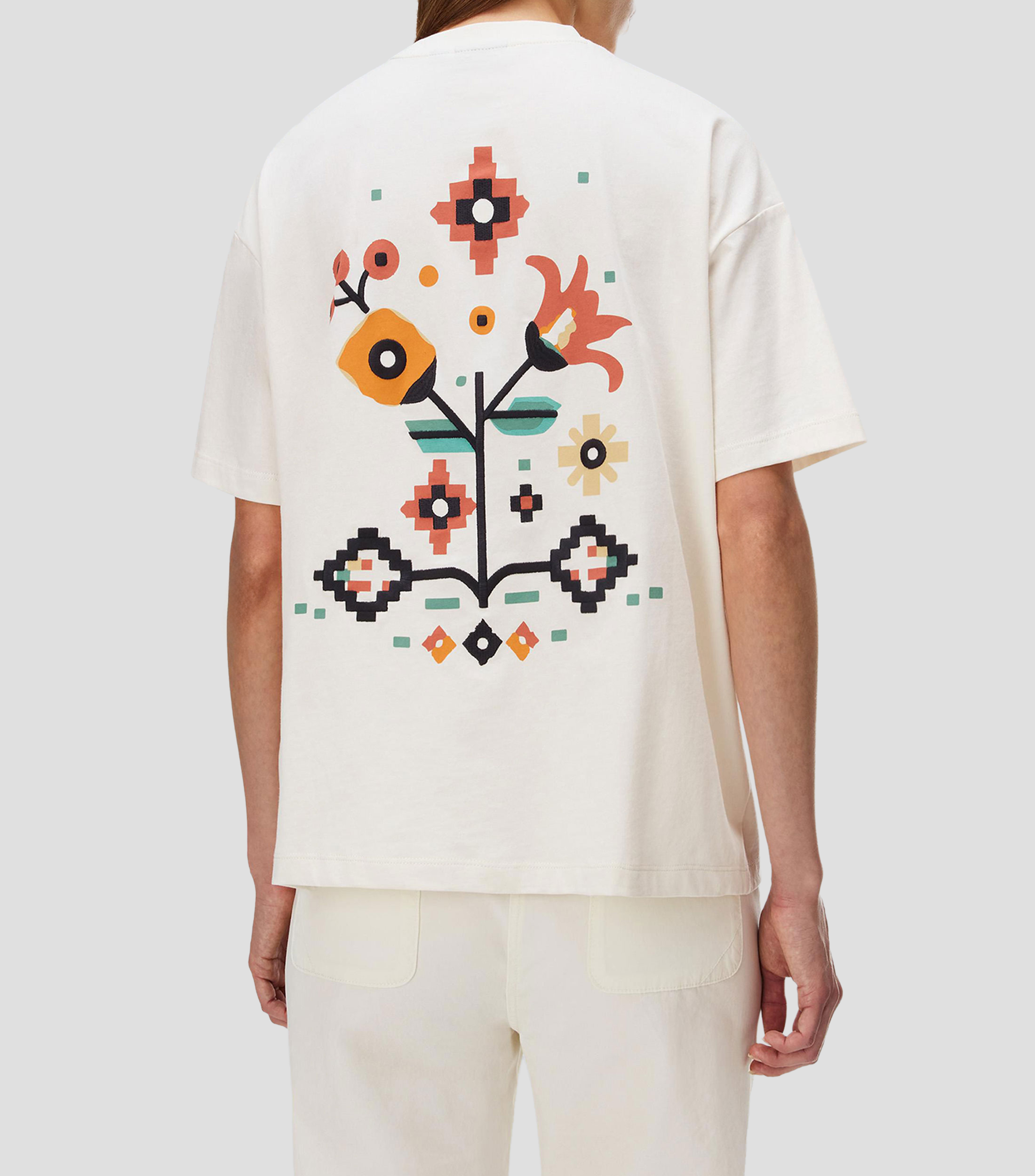 Playera cuello redondo manga corta Aral lisa Mujer