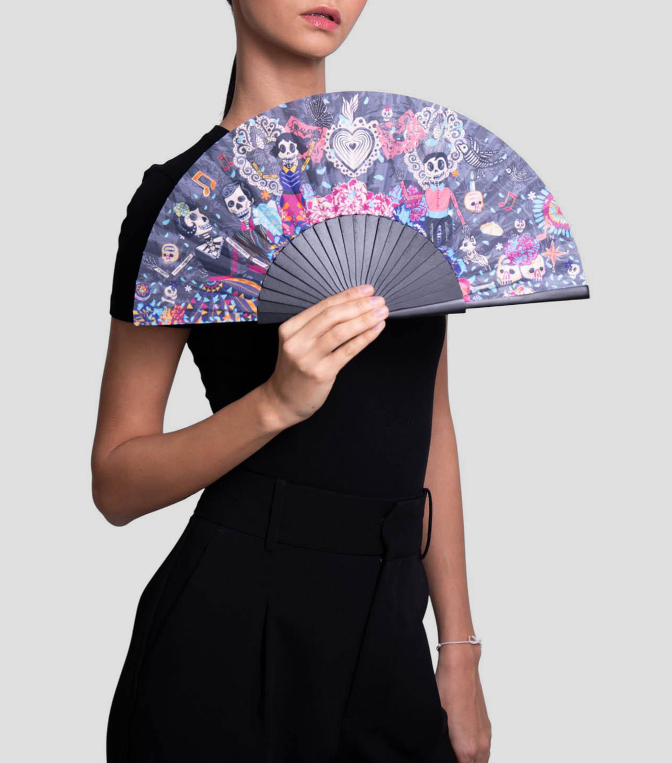 Abanico negro con gris estampado Catrines Mujer