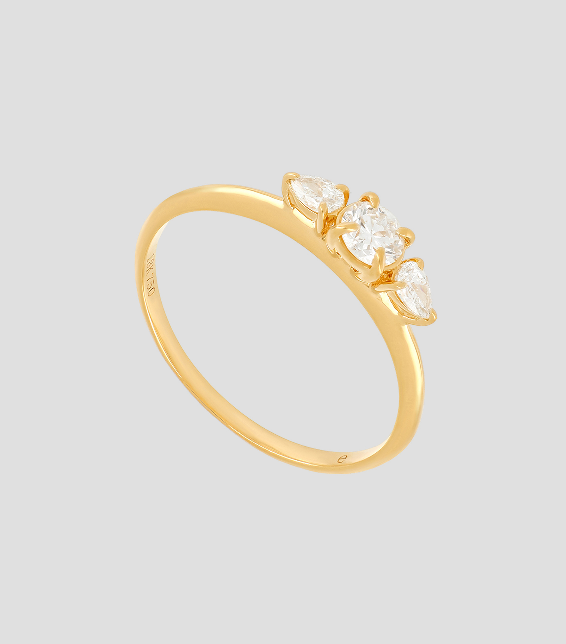 Anillo en oro amarillo de 18 Kilates con diamantes Mujer