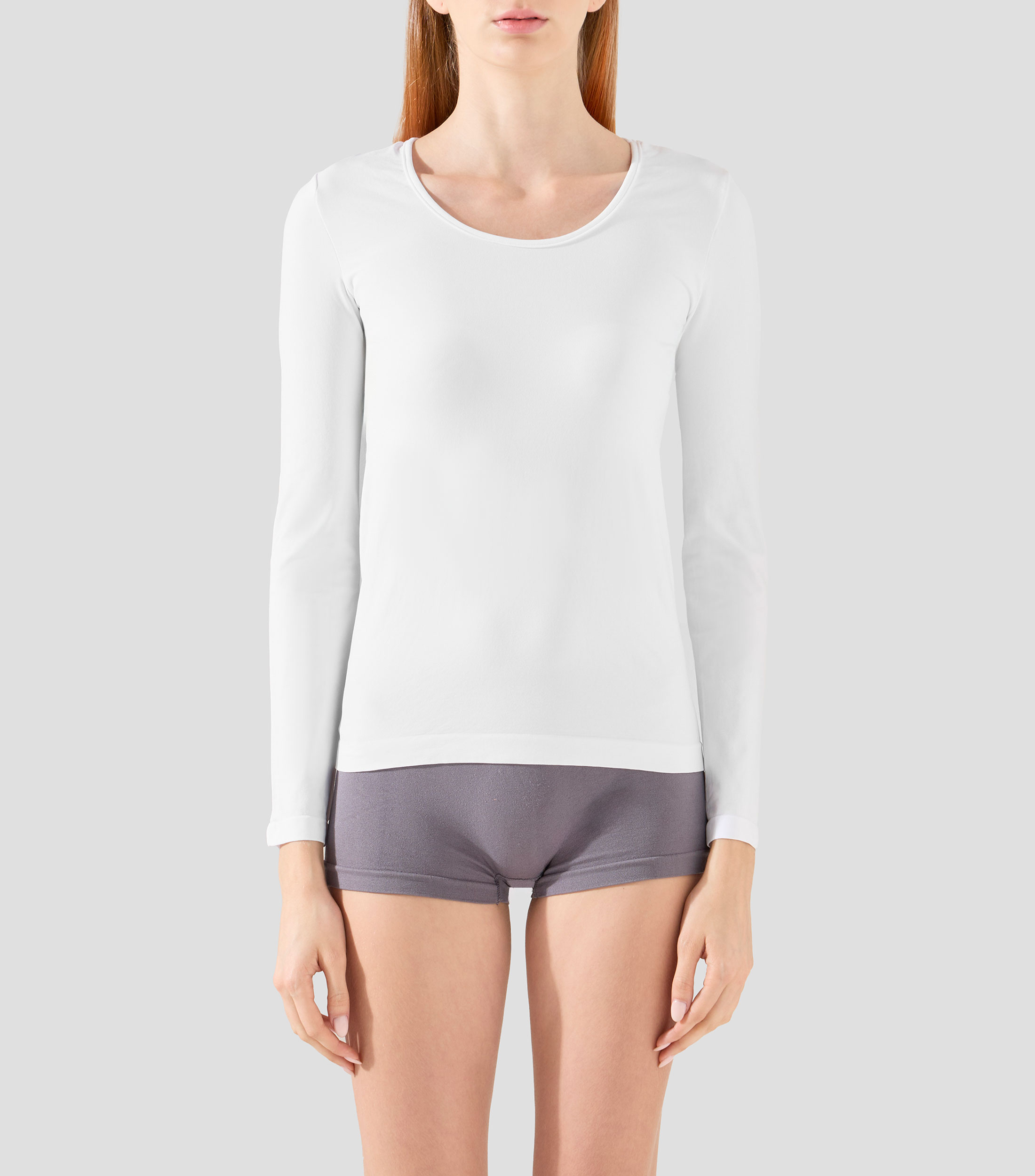 Playera cuello redondo manga larga lisa Mujer