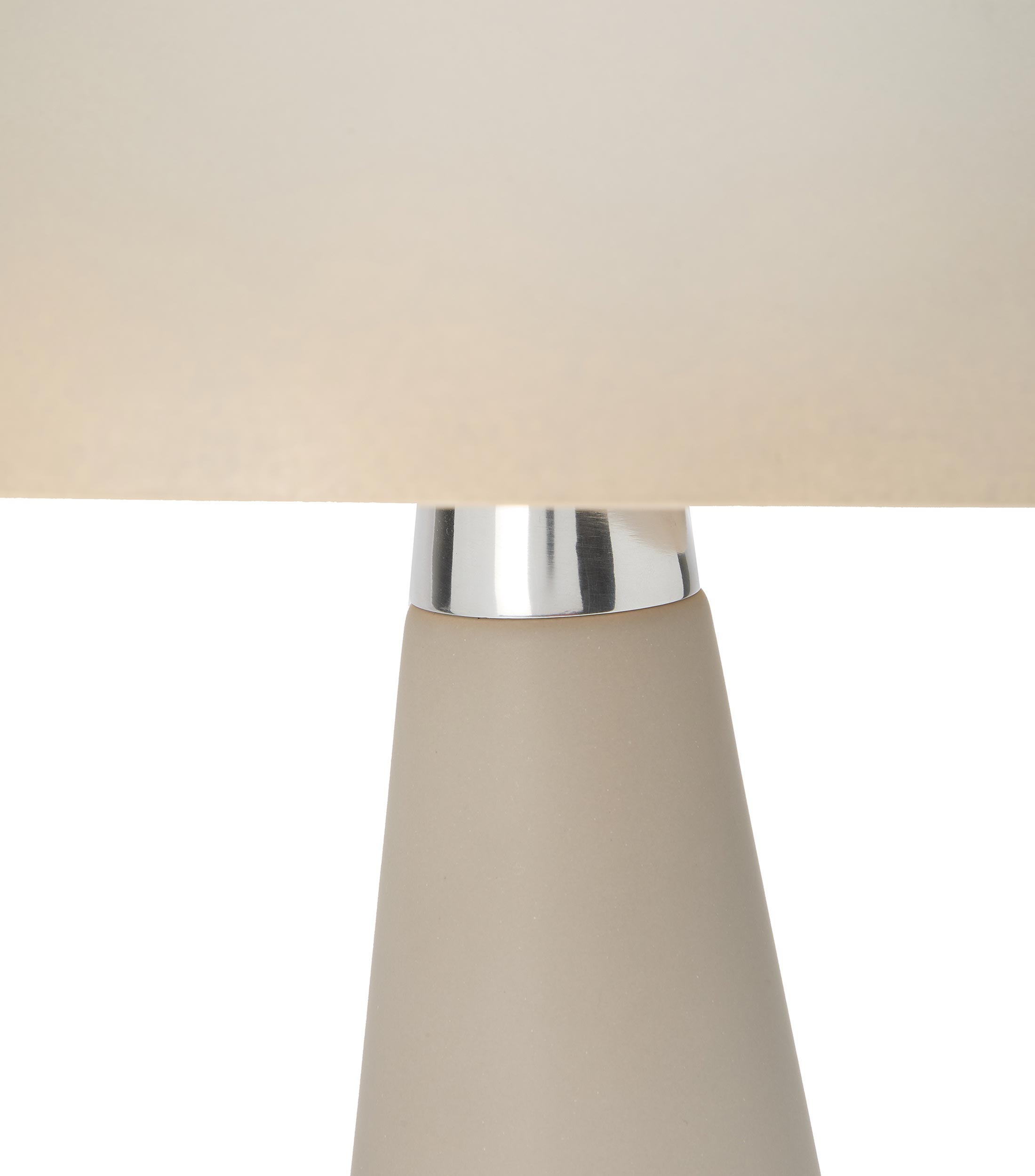 Lampara de mesa Bardi 127 V