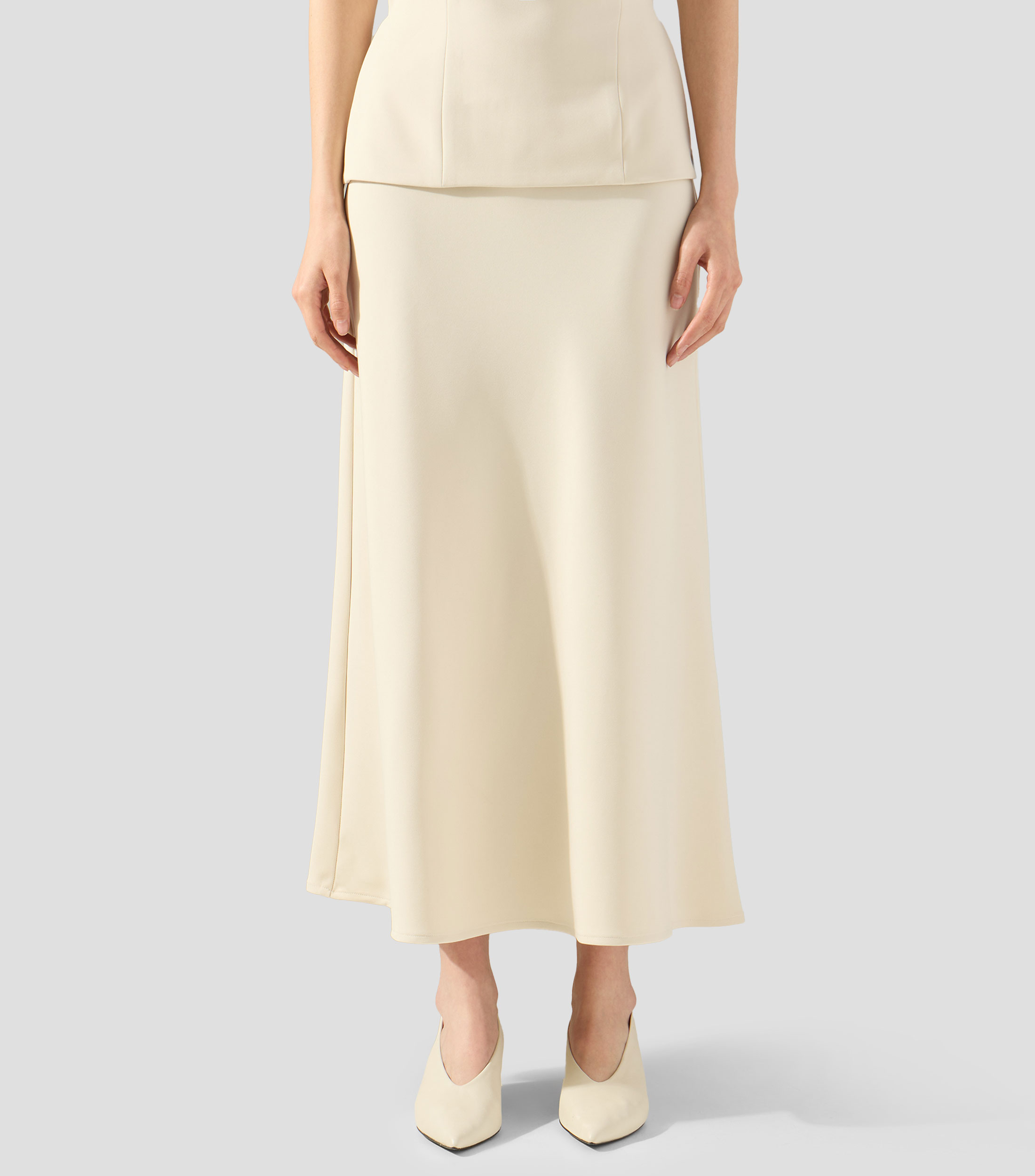 Falda midi de corte regular lisa Mujer