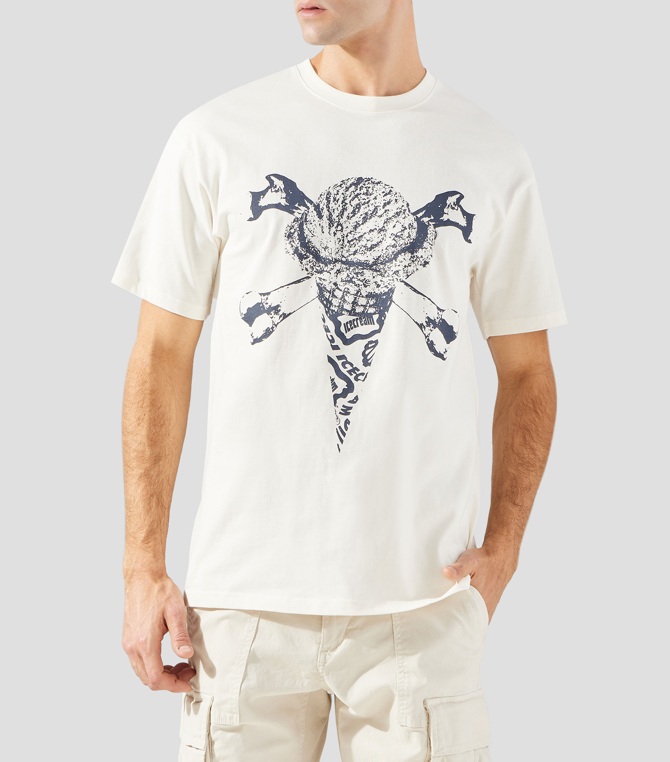 Playera cuello redondo manga corta estampada Hombre