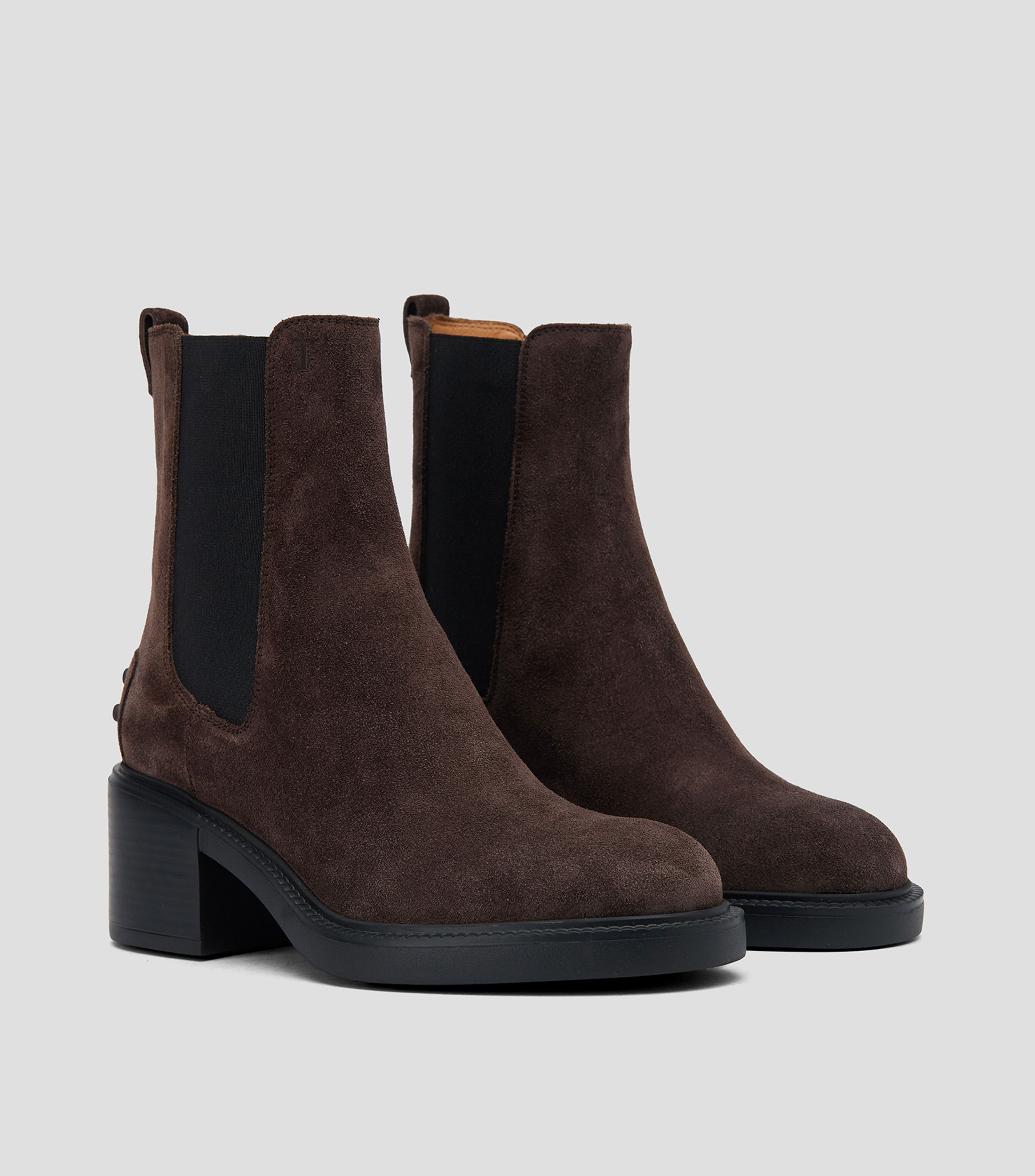 Botines en piel con tacón bajo media luna Mujer