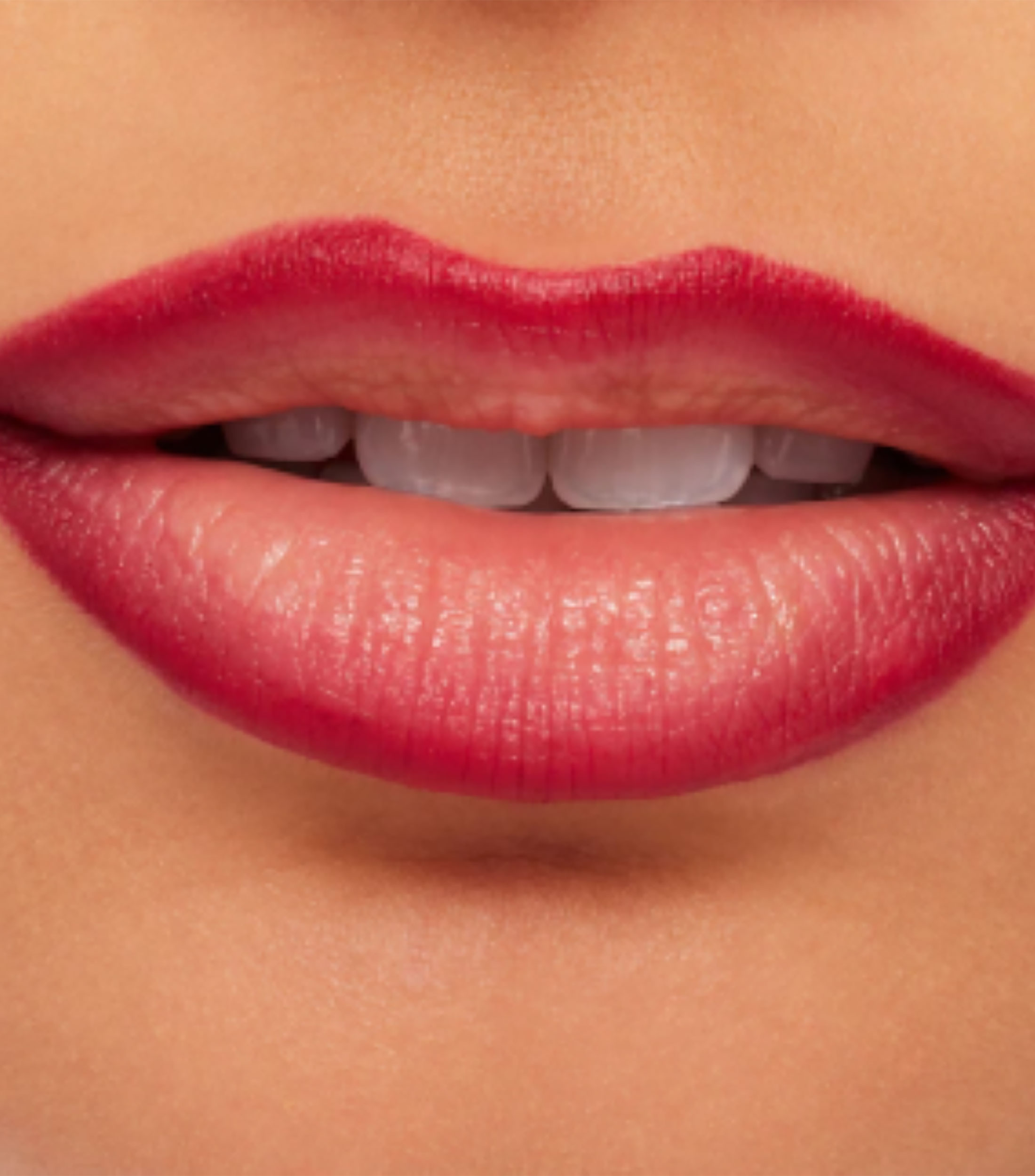 Lápiz Delineador para Labios Cherry Rojo Intenso Cereza, 1.45 gr