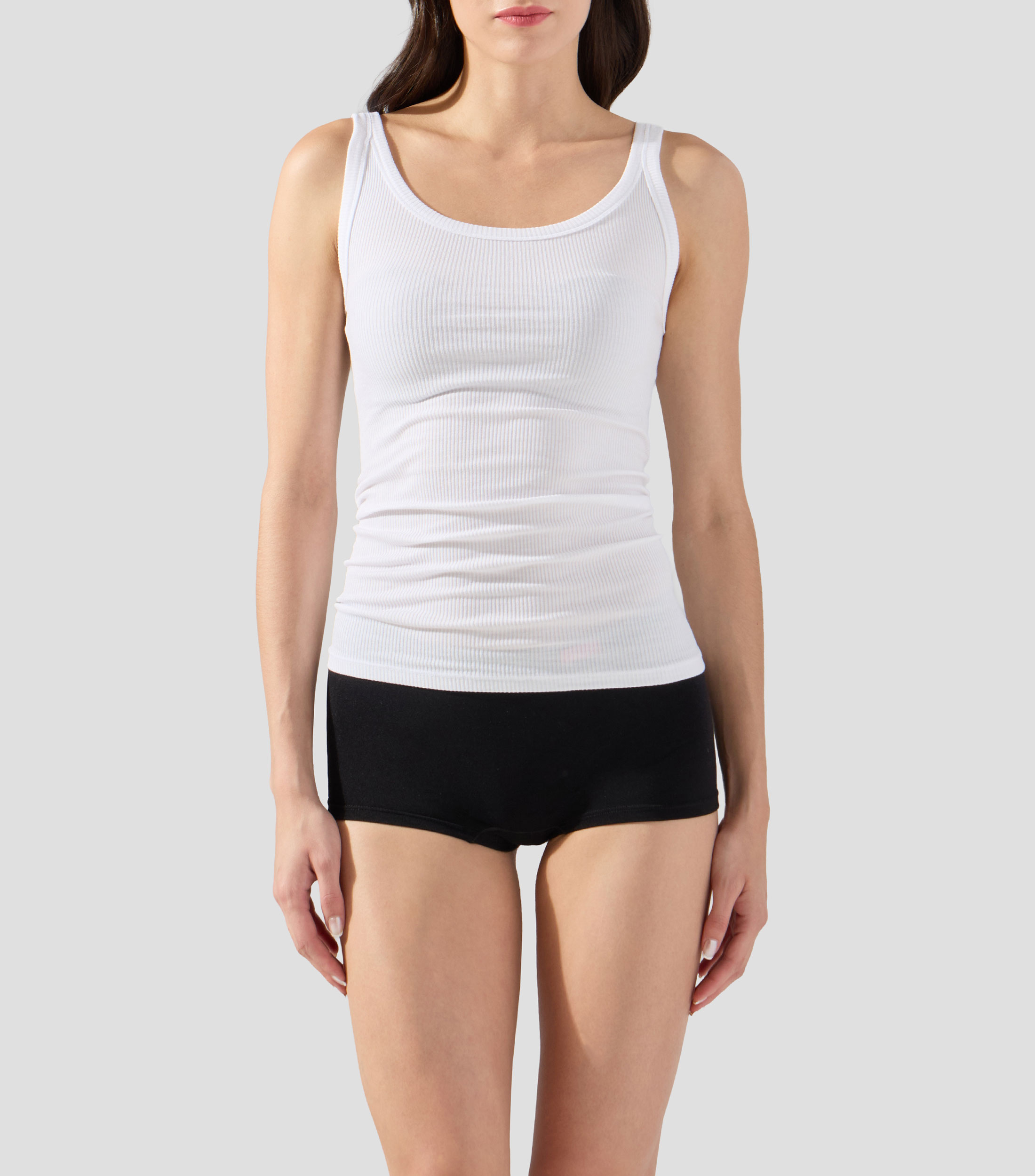 Playera de cuello redondo sin mangas lisa Mujer