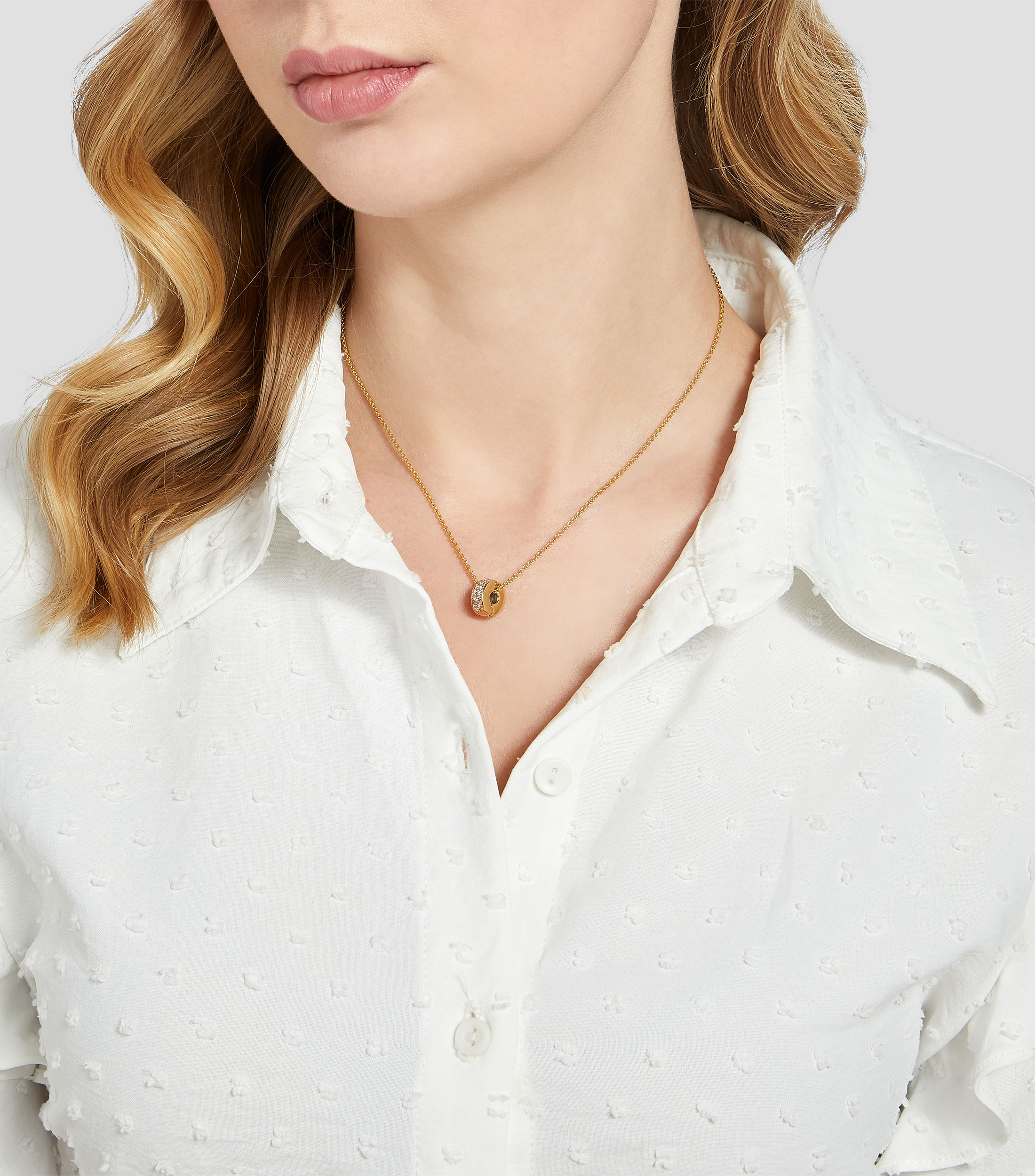 Charm circular con zirconias cúbicas Mujer