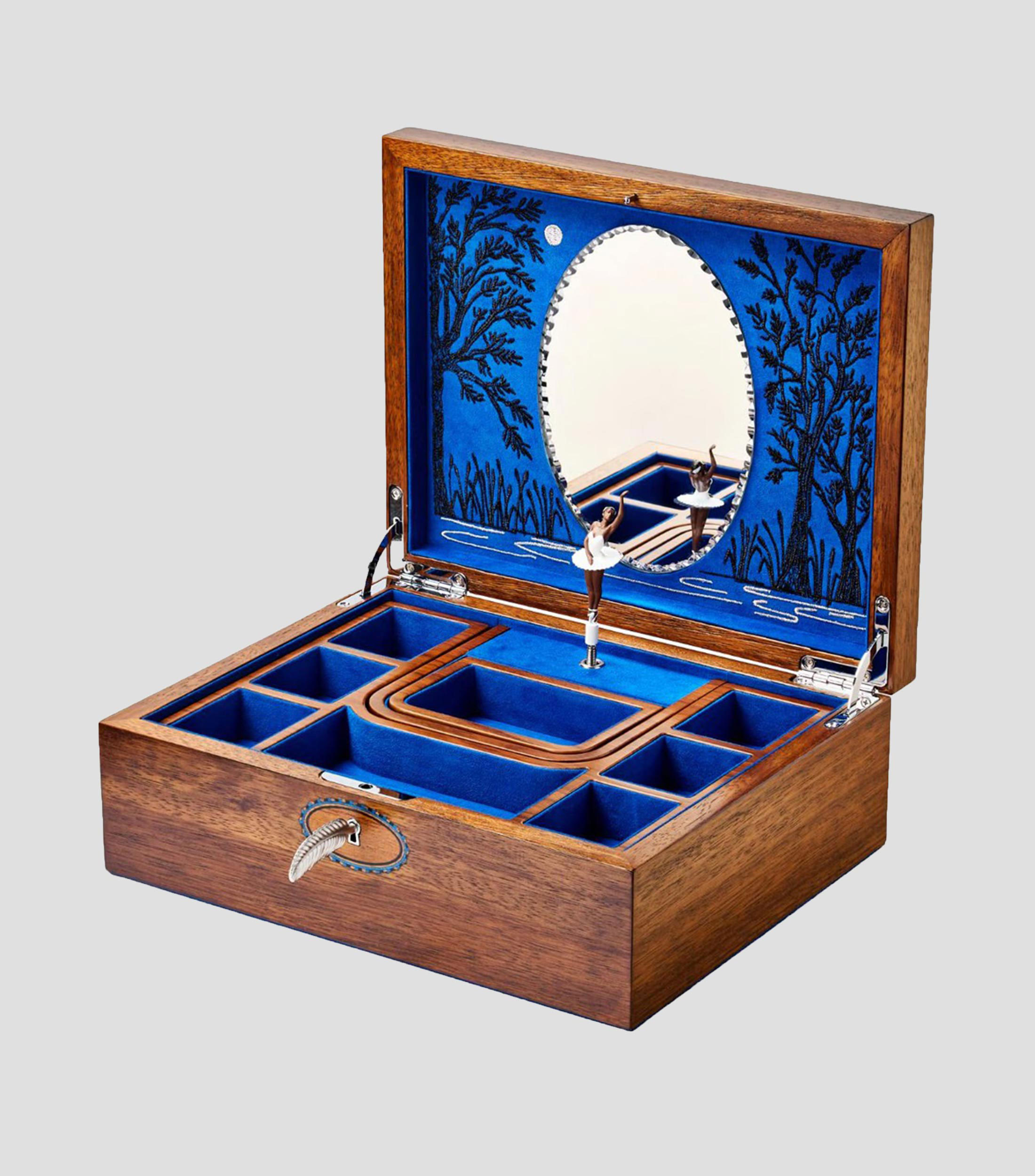 Joyero musical Wolf Ballet en madera de nogal