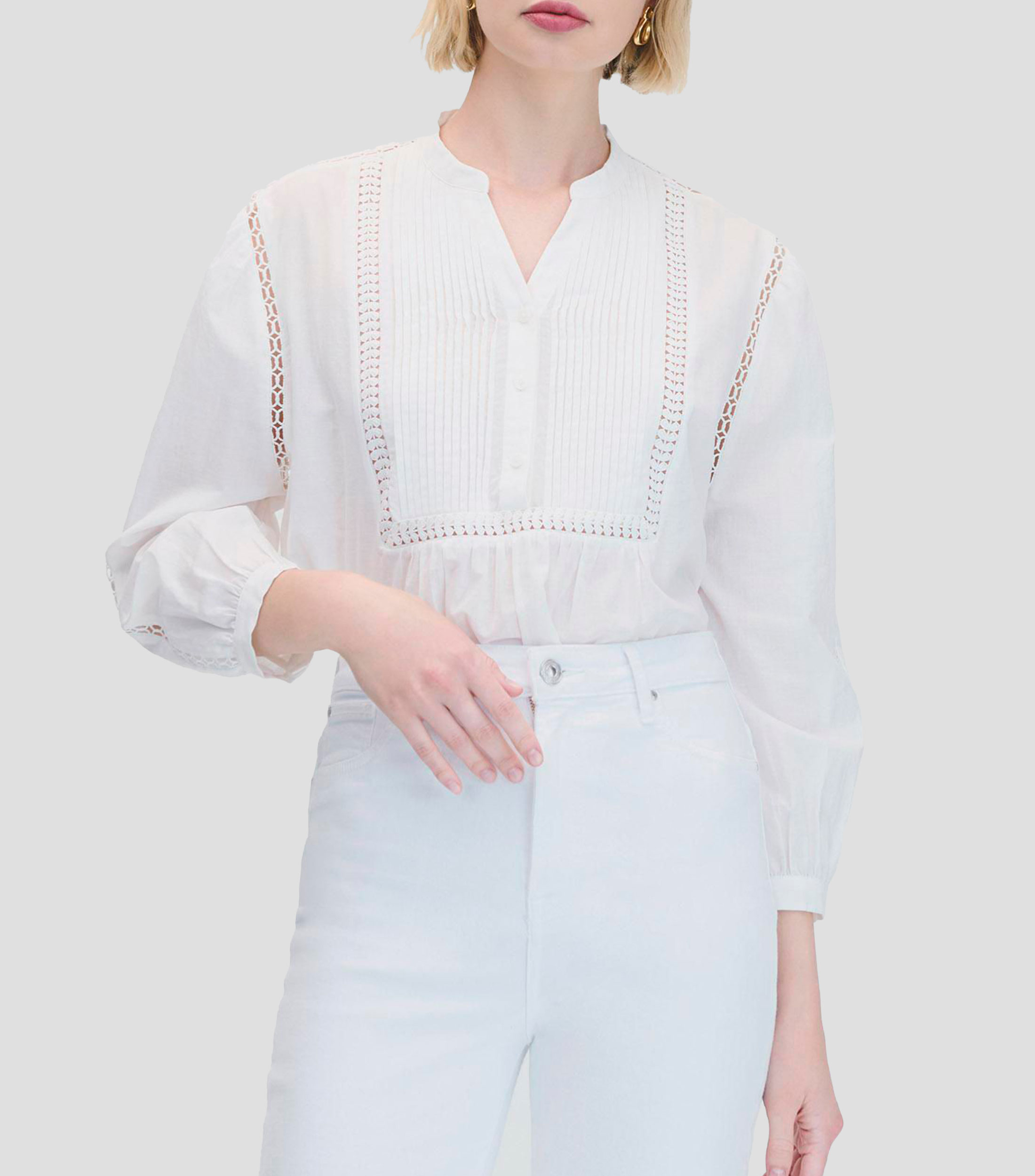 Blusa Con Alforzas Detalles Calados Mujer