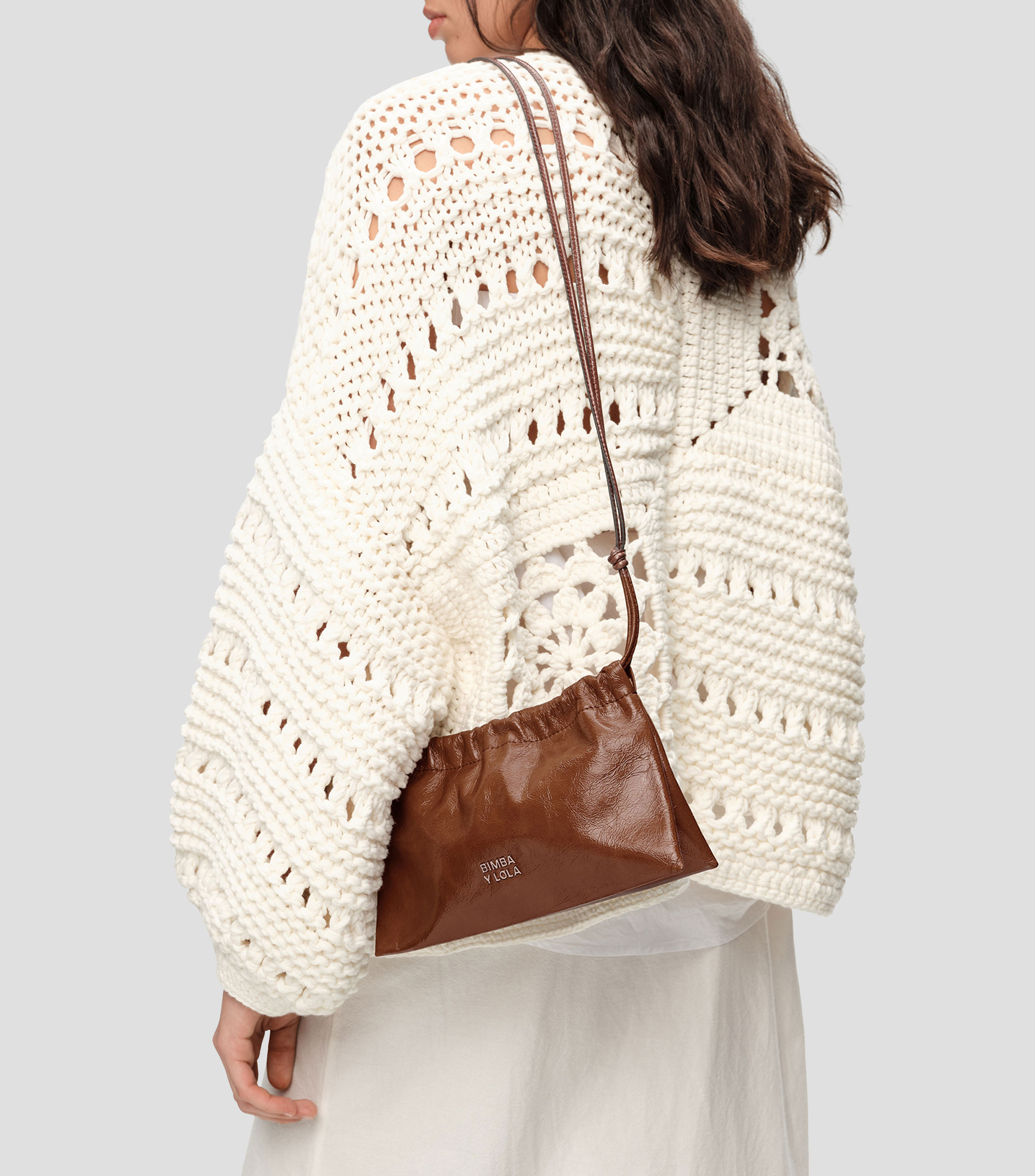 Bolso mini piel brillante moca Mujer