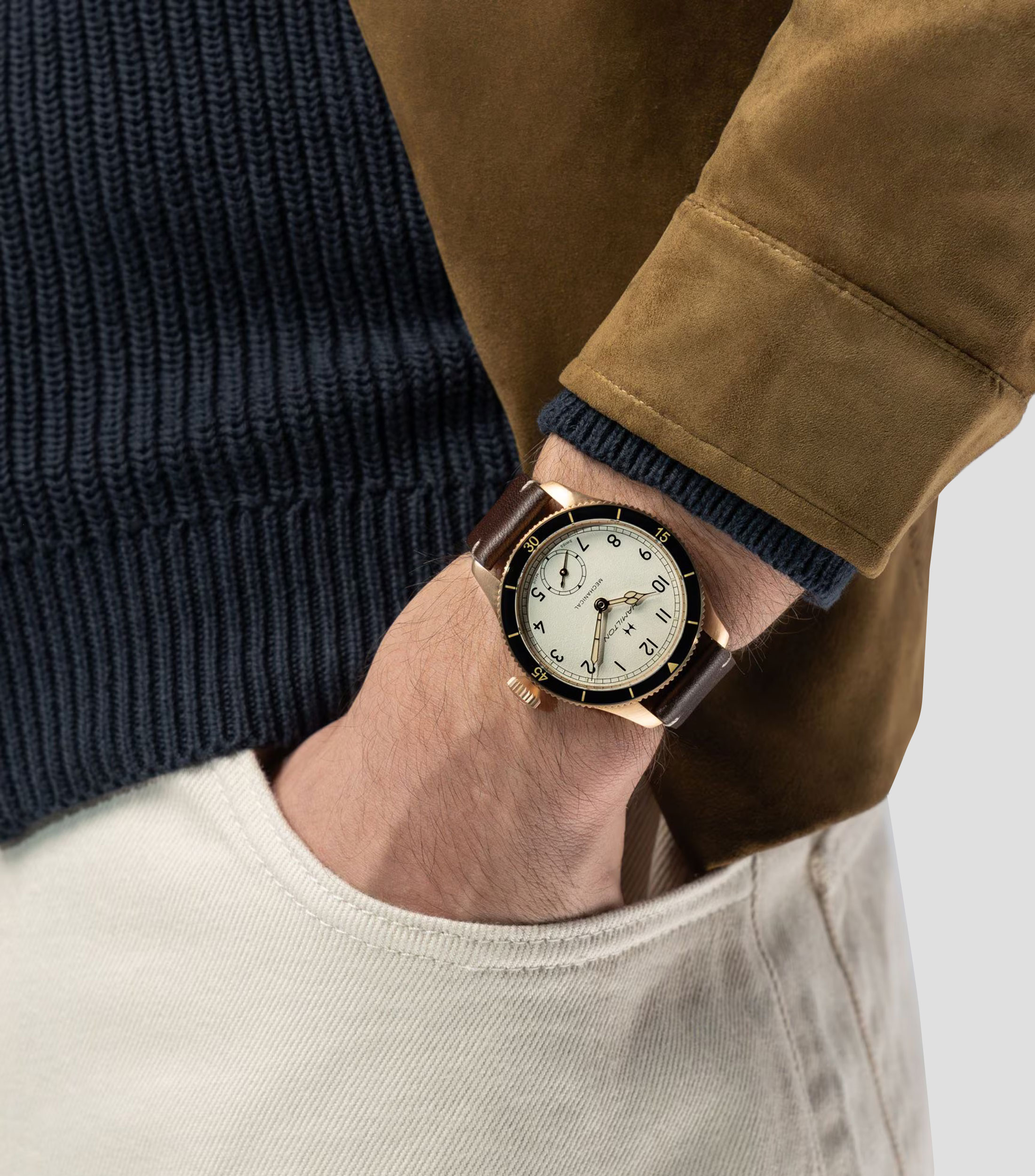 Reloj para Hombre Khaki Aviaton Pilot Pioneer Mechanical dorado, café