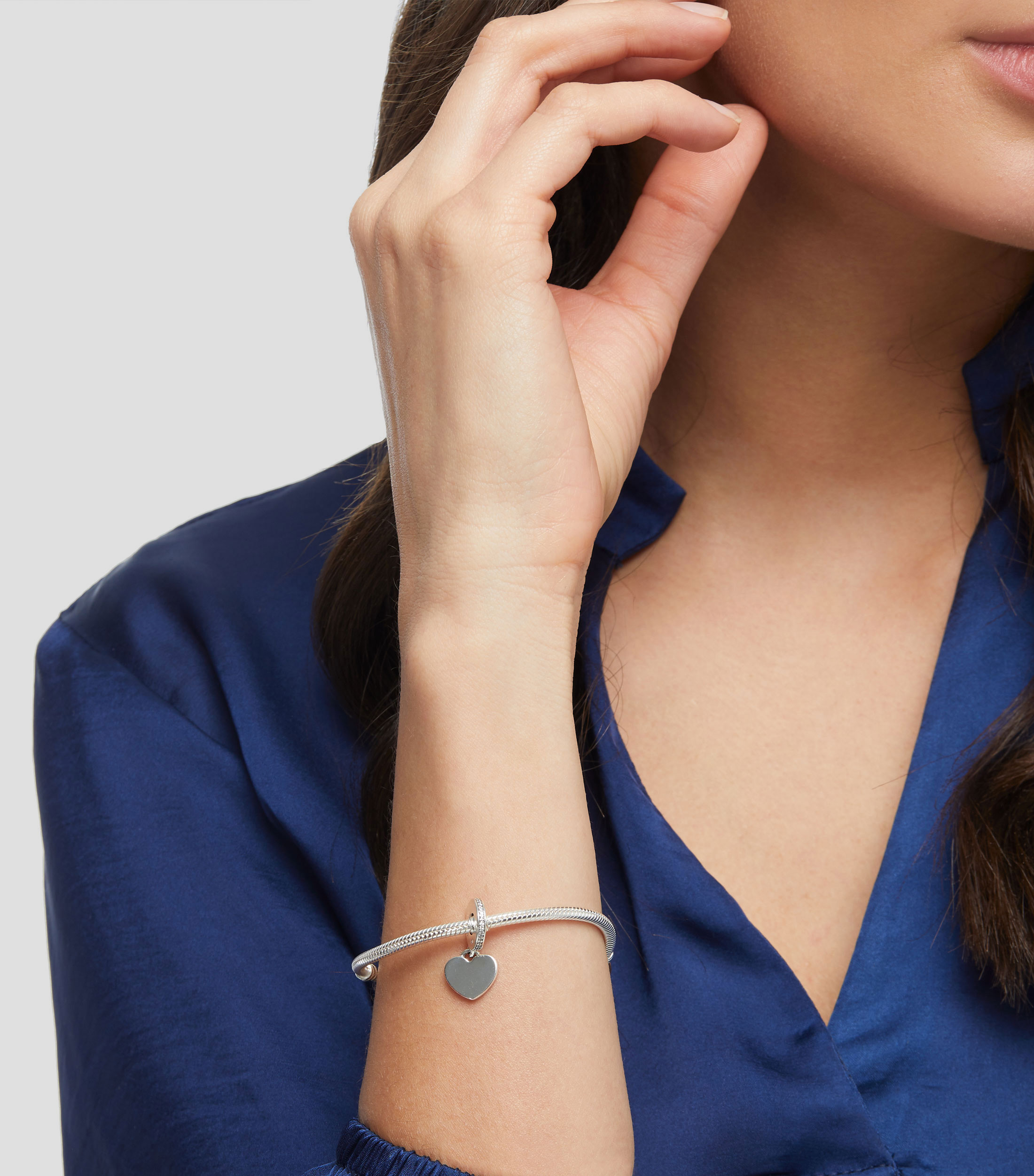 Charm corazón colgante en Plata .925 Pandora Moments Mujer