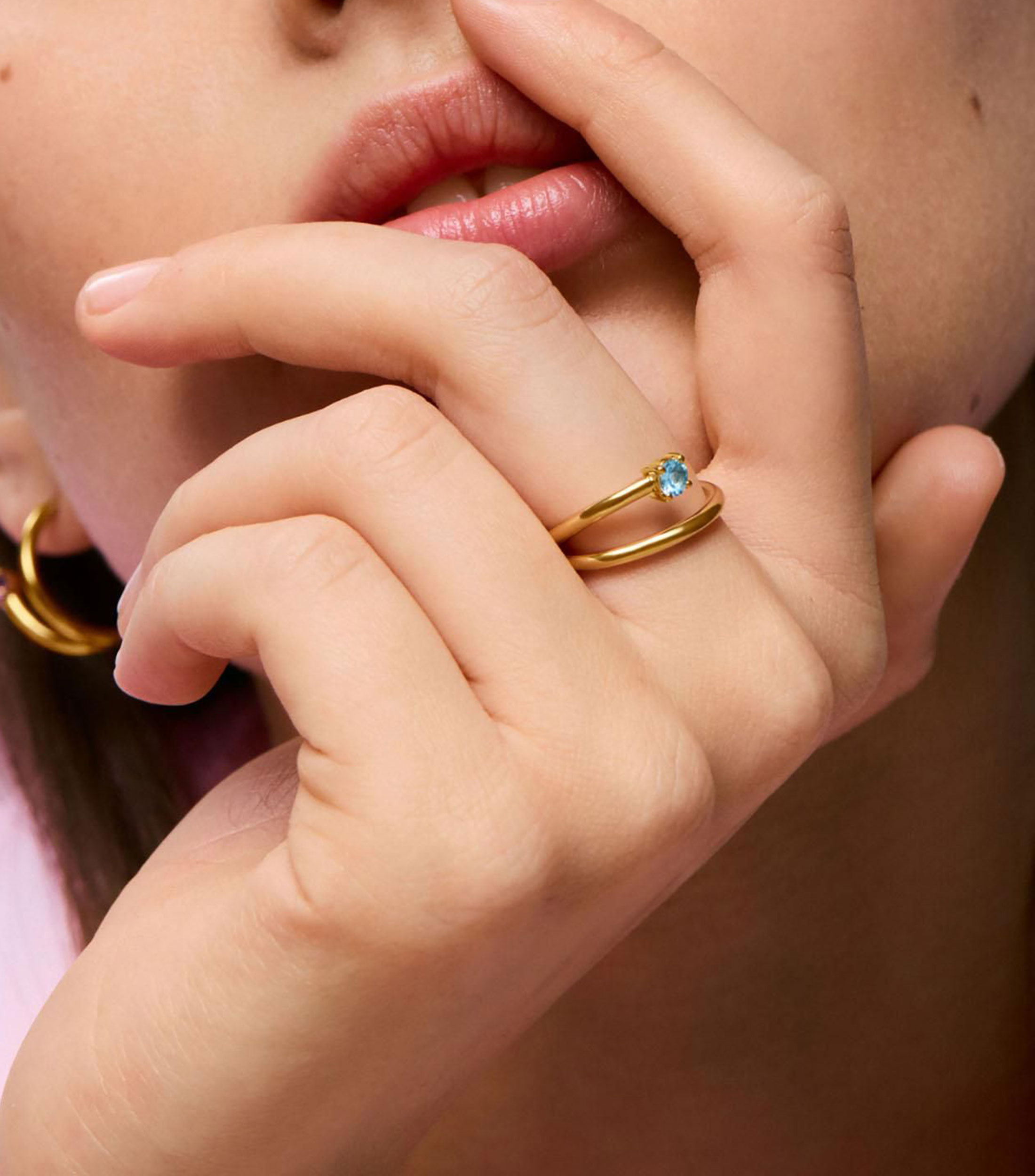 Anillo en Plata con topacio Mujer