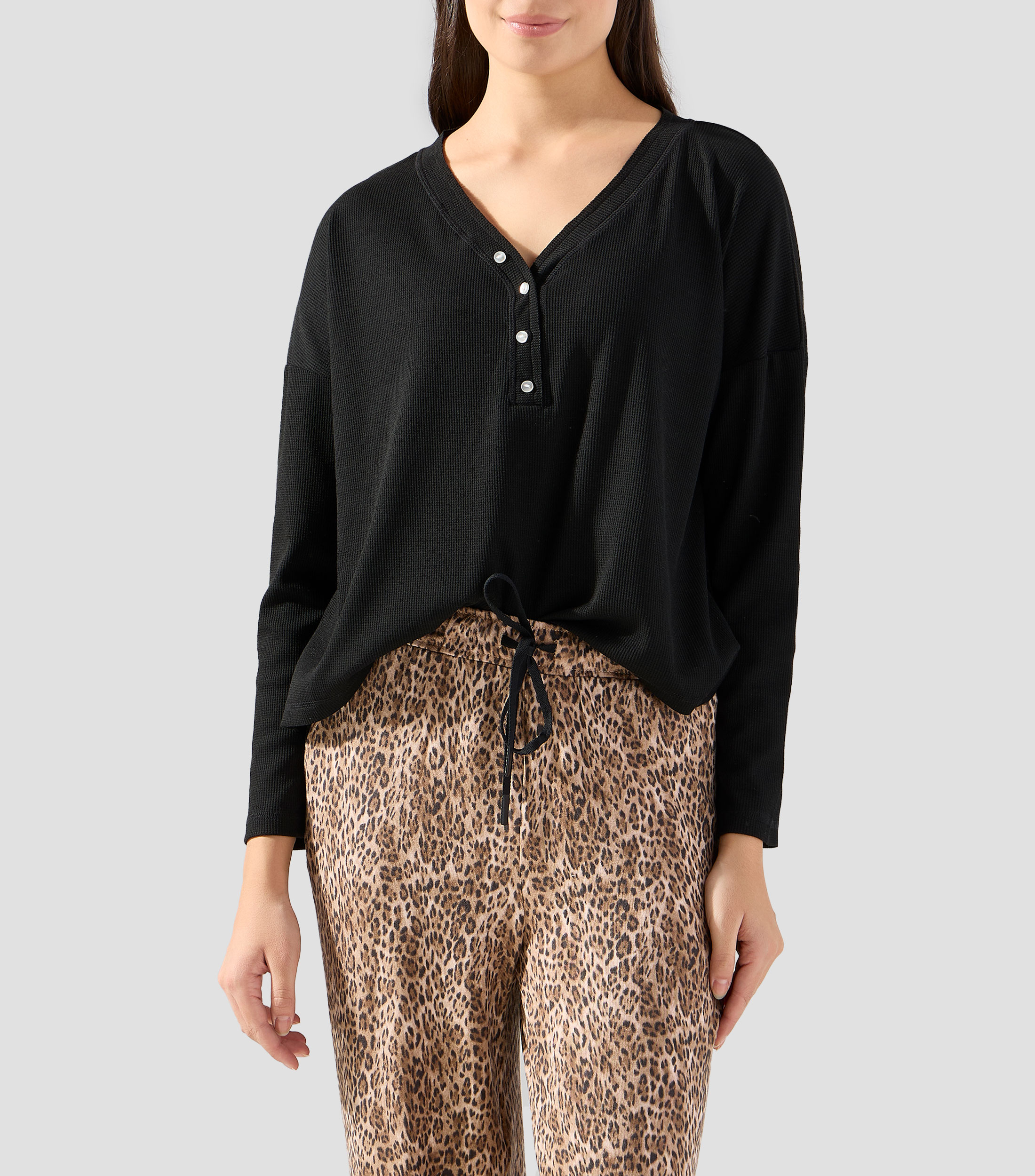 Playera pijama de cuello en V con manga larga lisa Mujer