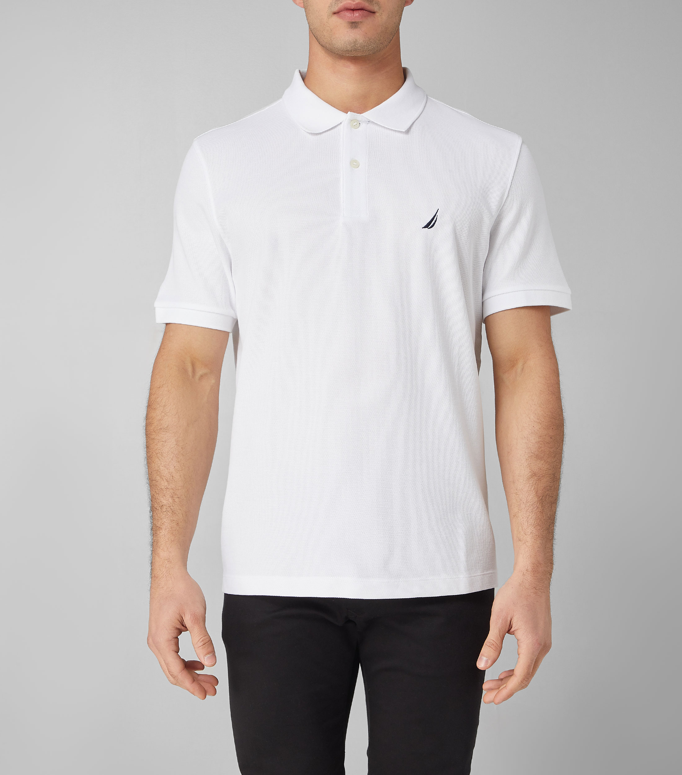 Playera tipo Polo blanca de manga corta Hombre