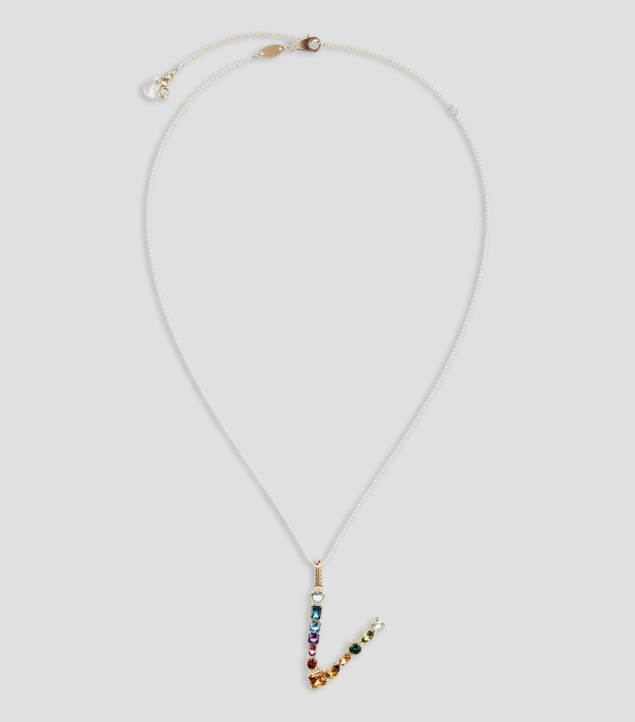 Collar en Oro amarillo de 18 Kilates Alphabet Letra V Mujer