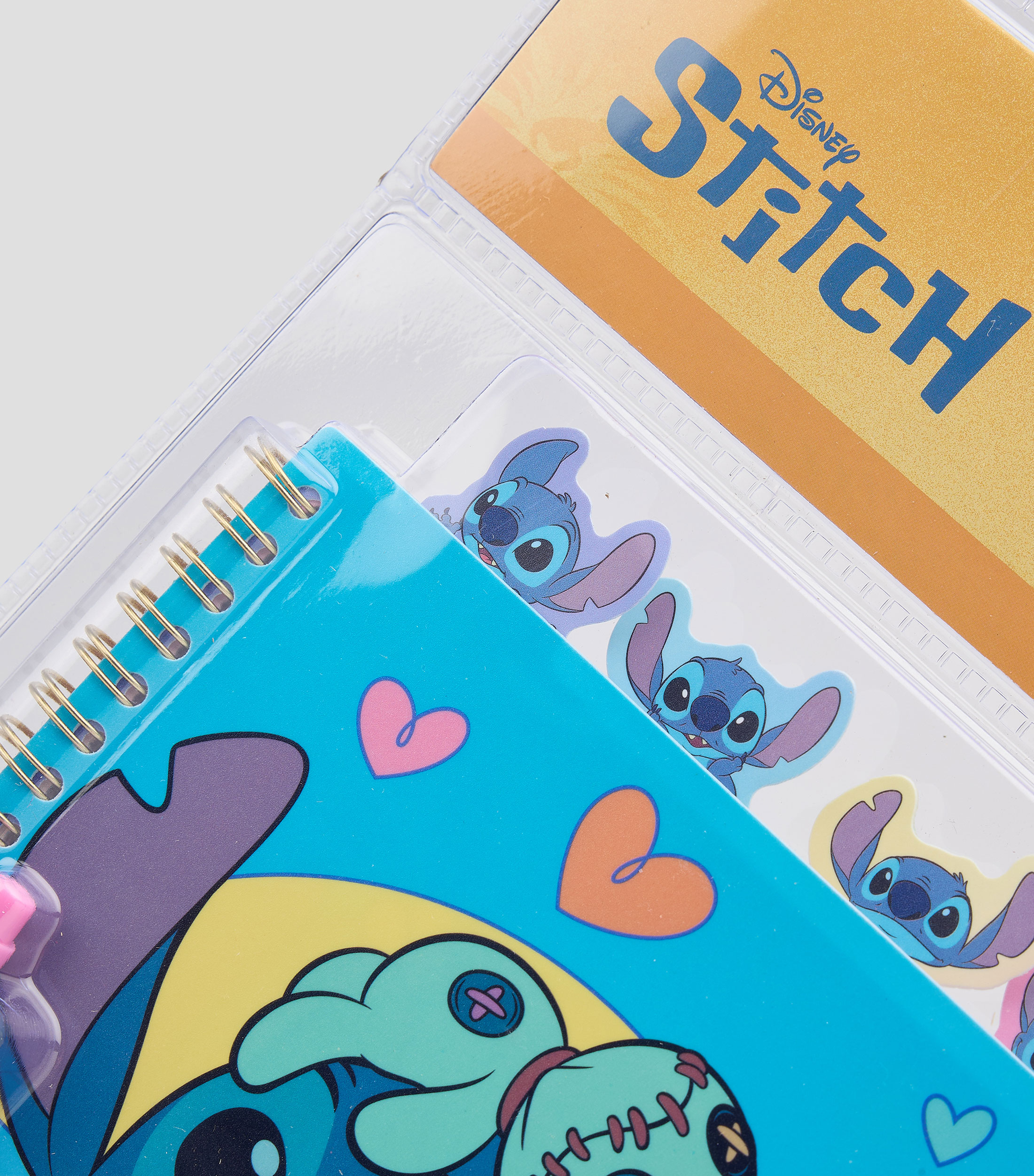 Diario trimestral con accesorios Stitch