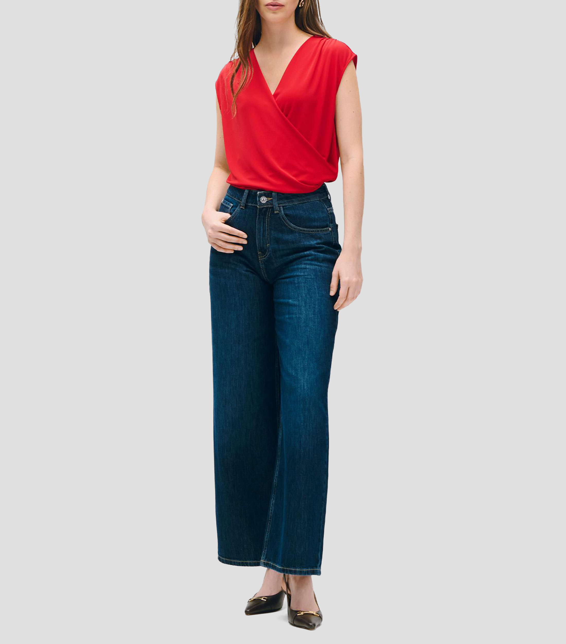 Blusa de Punto Envolvente Roja con Frunces Mujer