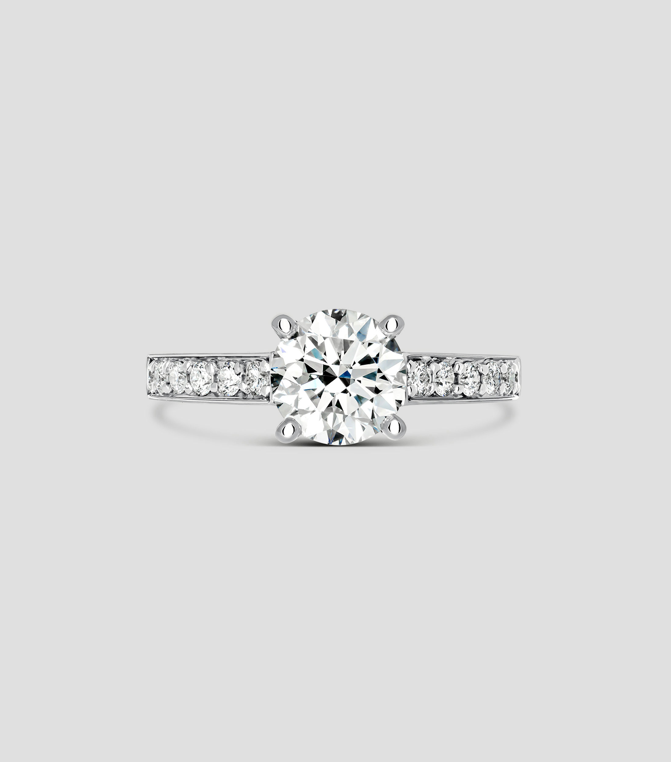 Anillo en oro blanco 18 Kilates con diamantes Mujer
