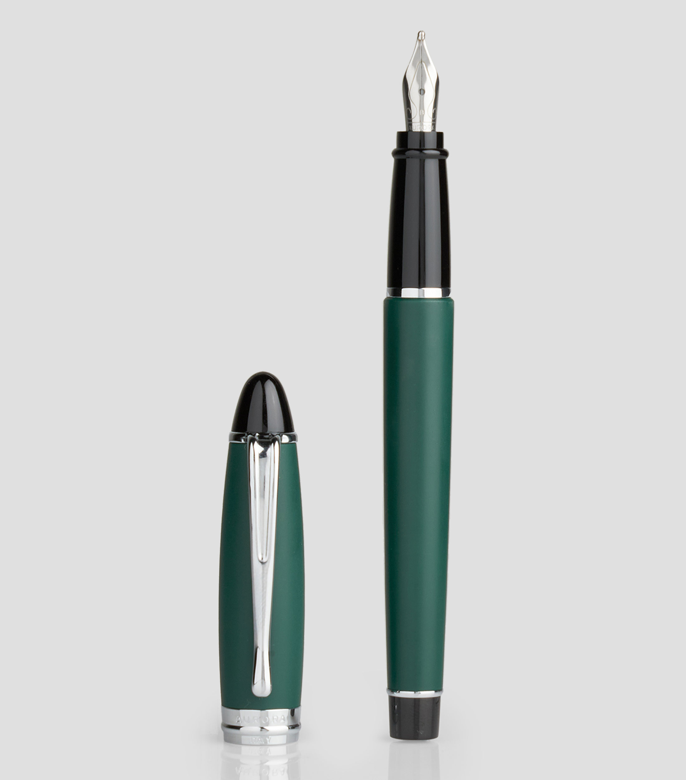 Pluma estilográfica Ipsilon