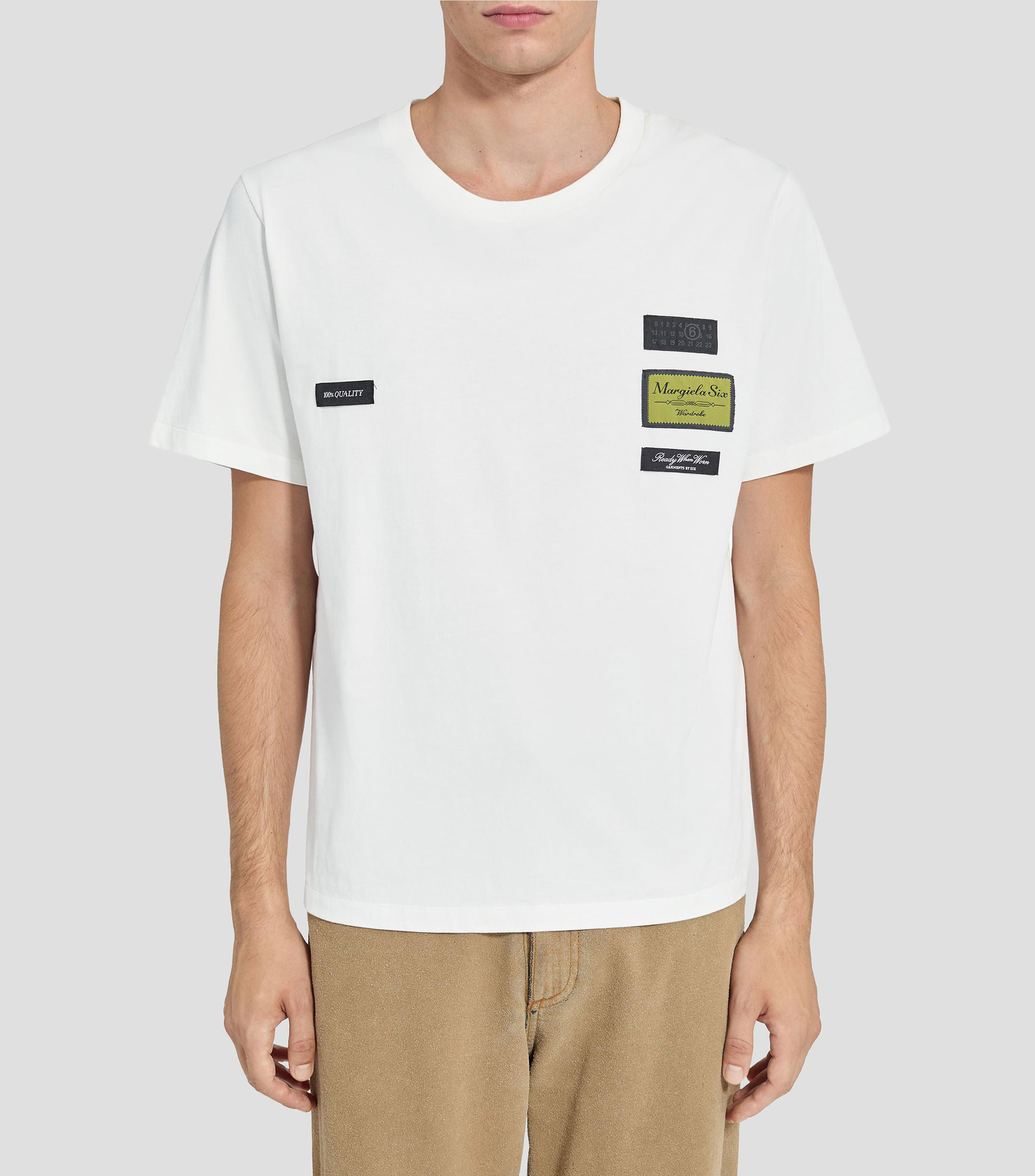 Playera de cuello redondo con manga corta y bordados Hombre
