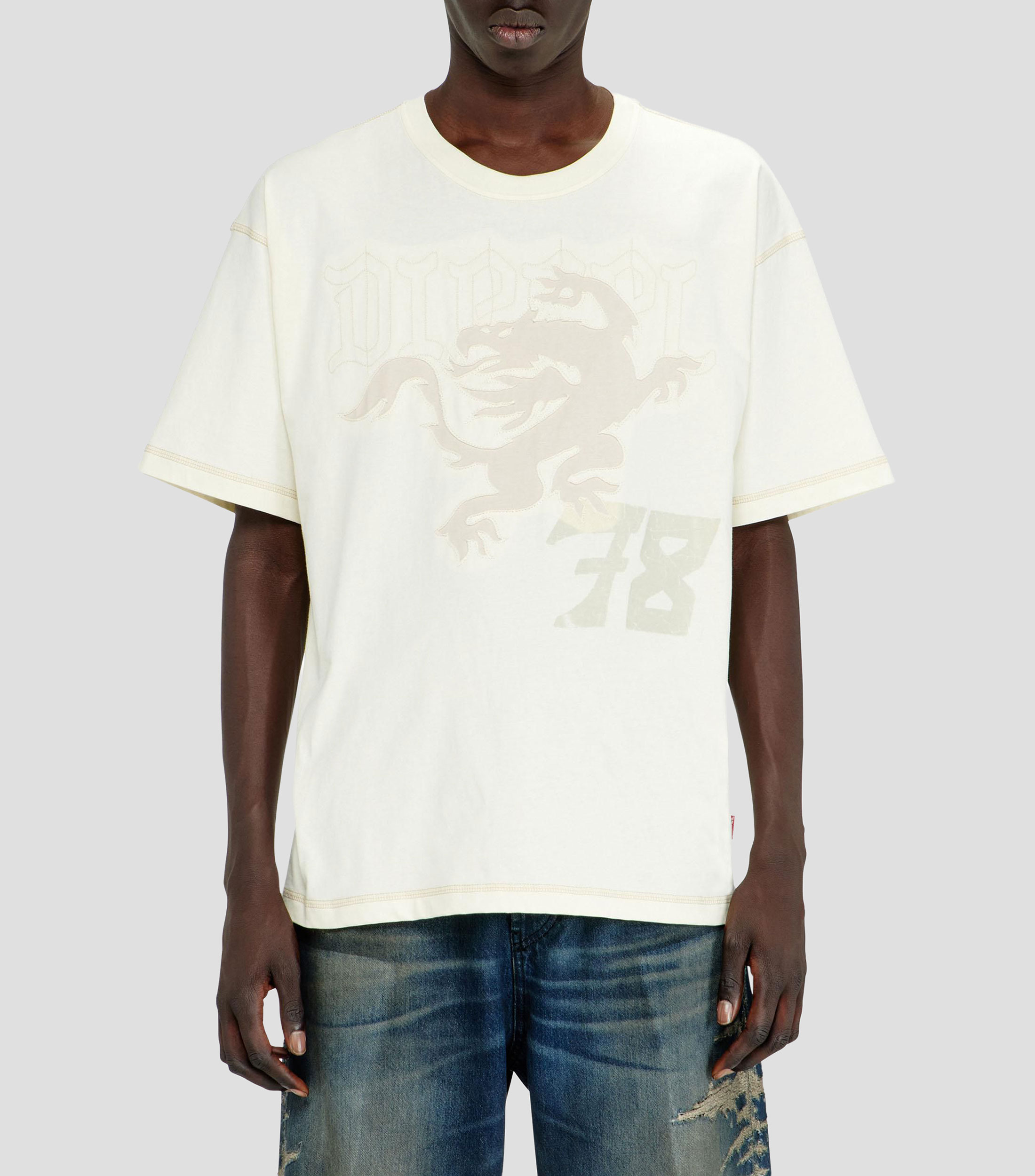 Playera cuello redondo manga corta estampada Hombre