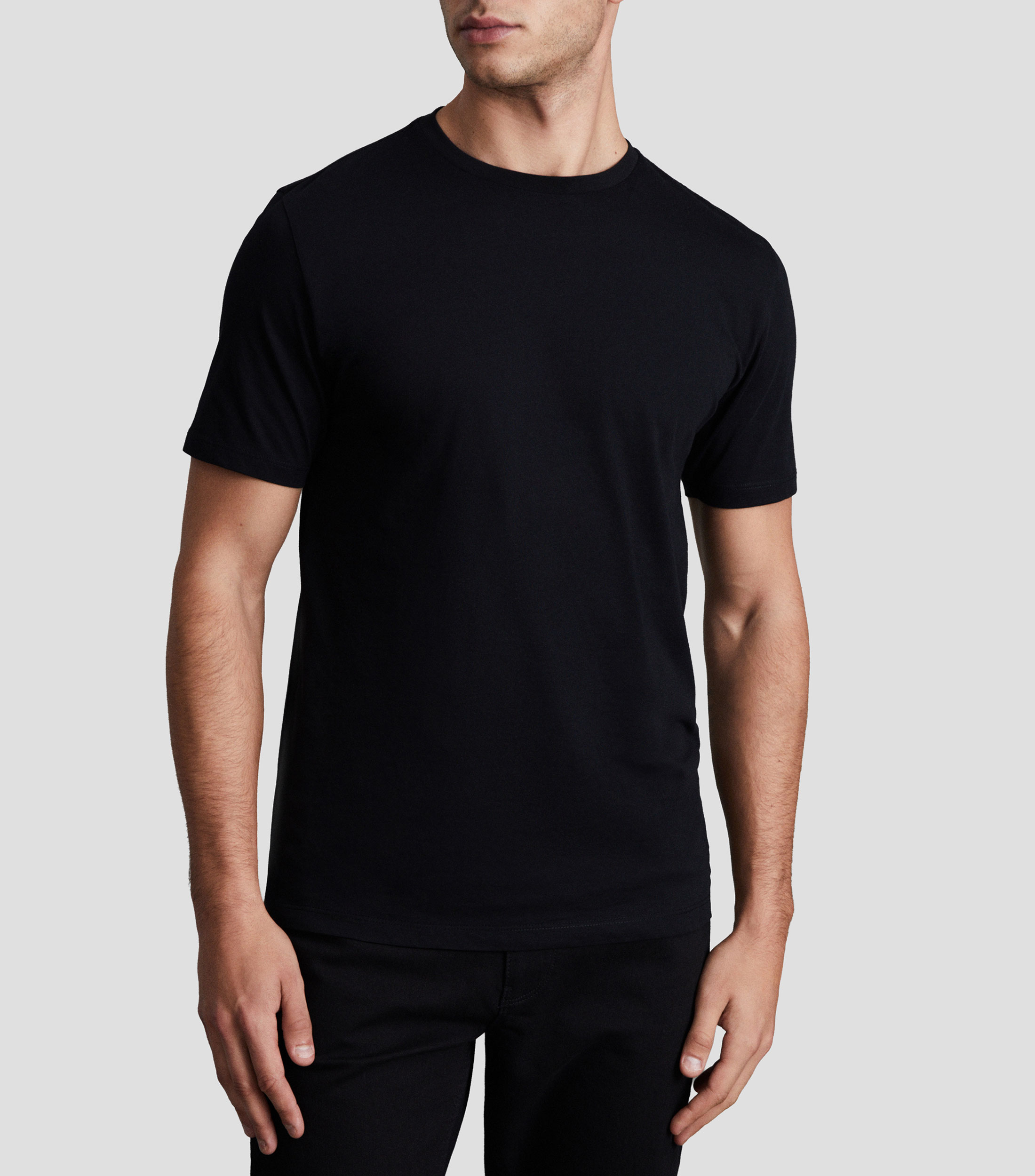Playera de cuello redondo con manga corta lisa Hombre
