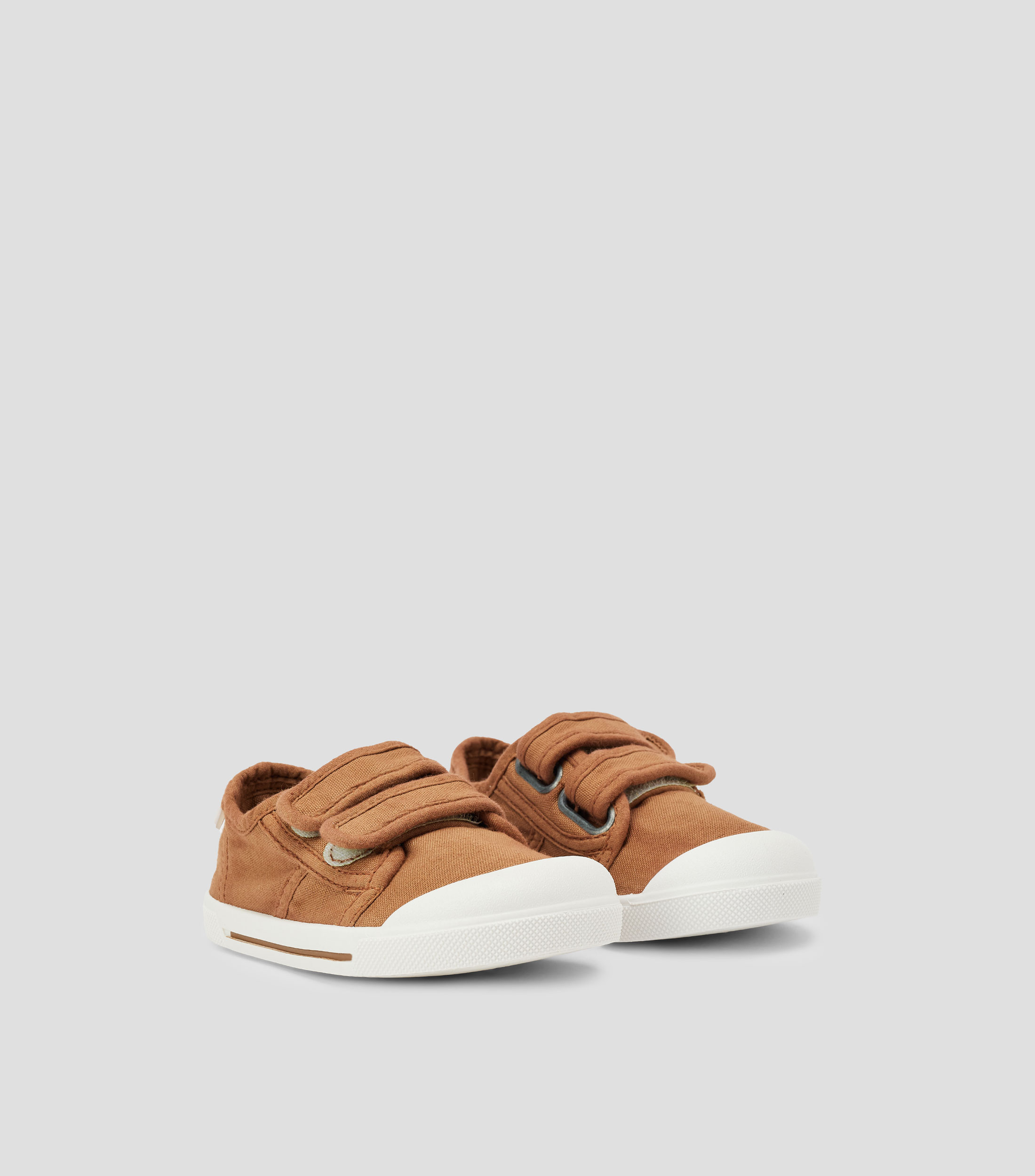 Tenis casuales Canva V Niño