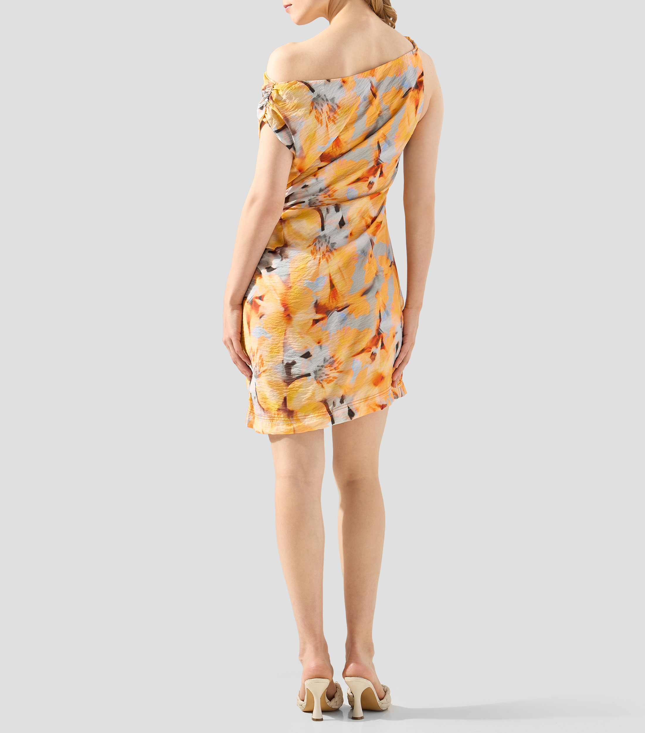 Vestido corto estampado Mujer