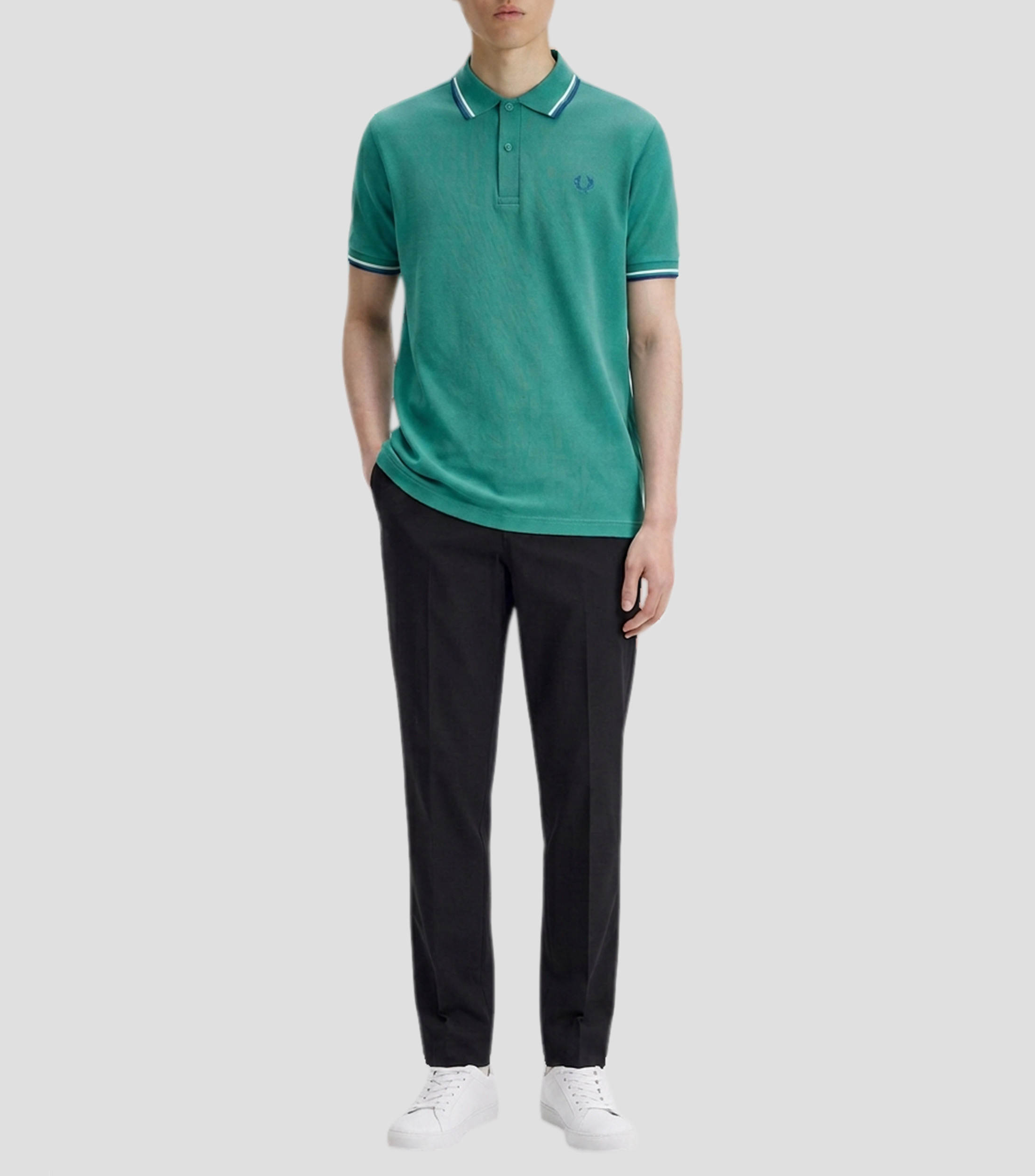 Playera tipo polo manga corta lisa Hombre