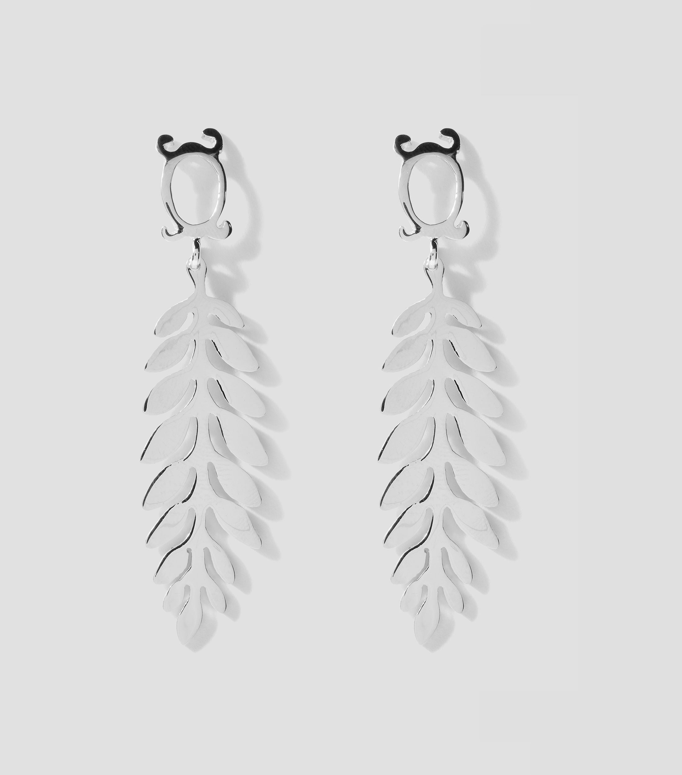 Aretes en plata con hojas de helecho Mujer