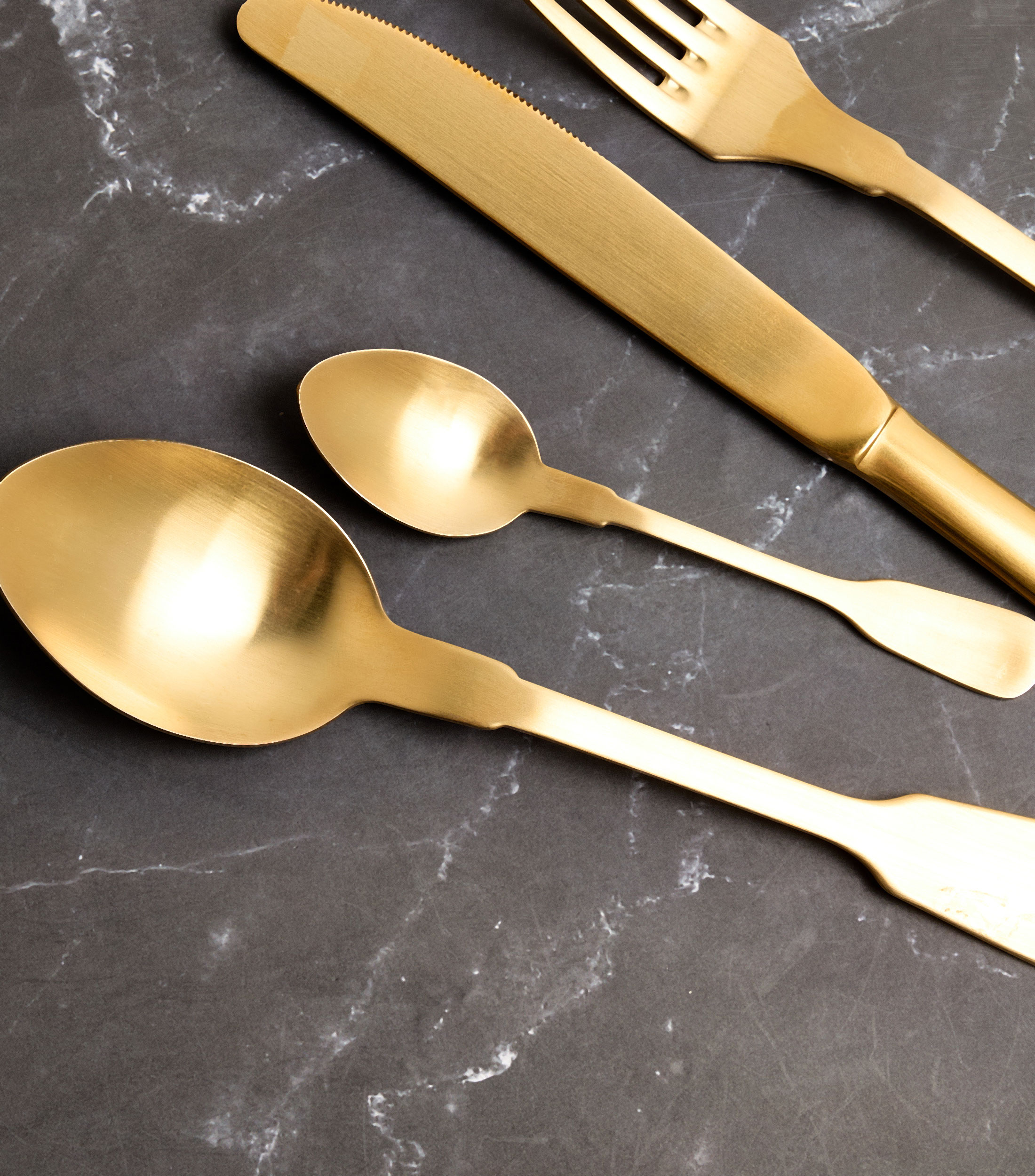 Set 24 cubiertos Mono Oro Mate en acero inoxidable