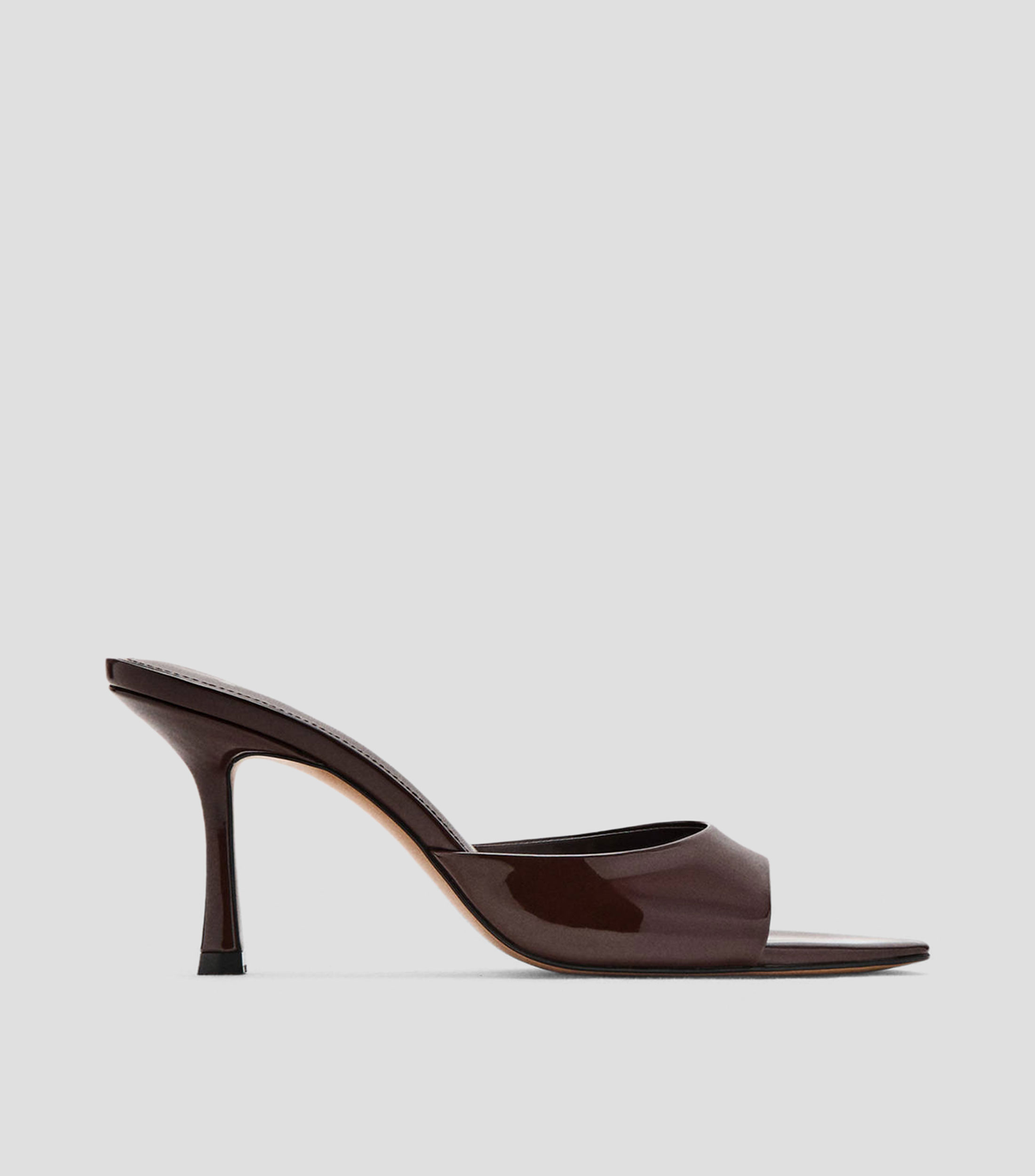 Sandalias con tacón alto de aguja Mujer