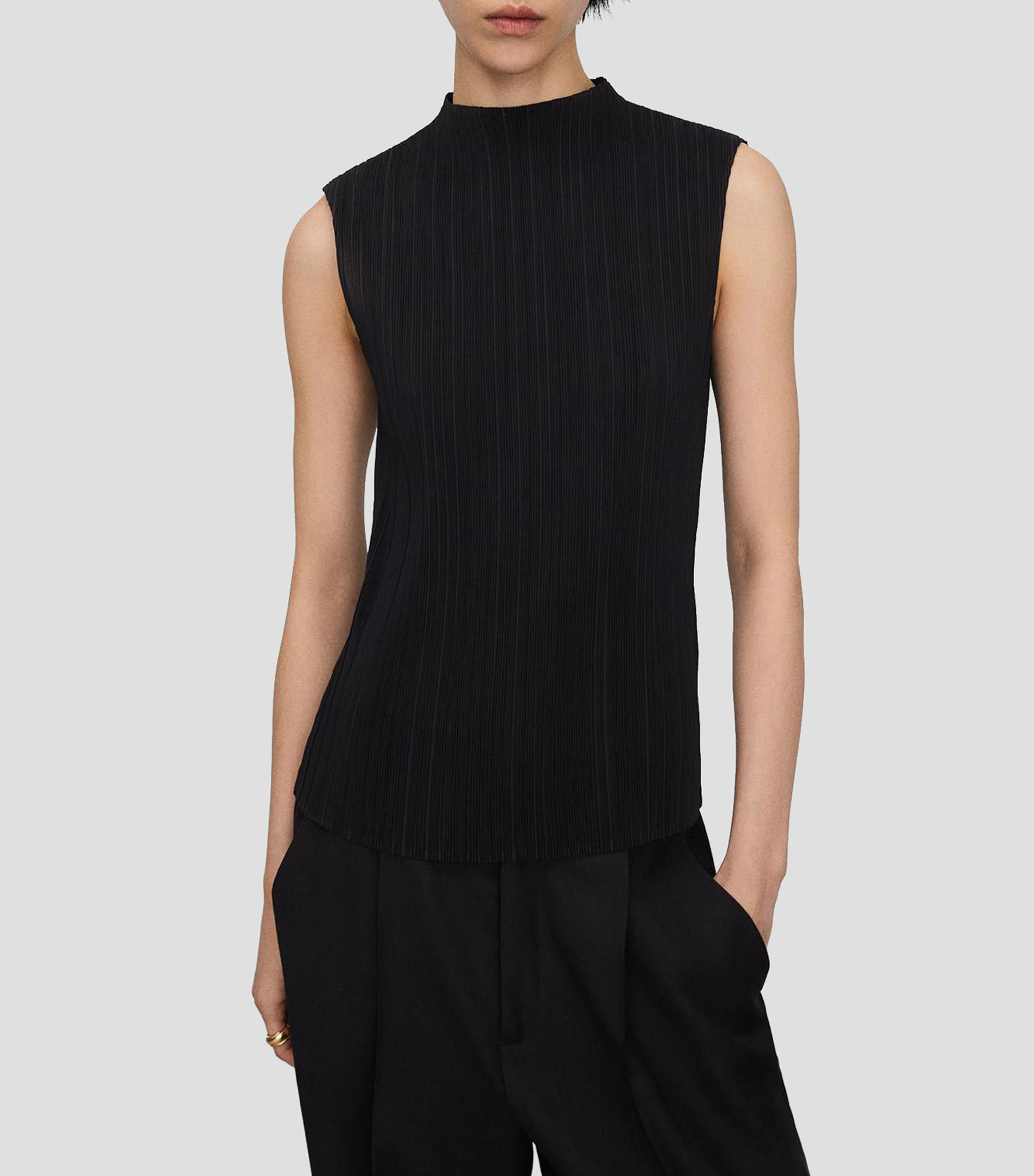 Blusa lisa sin mangas Mujer