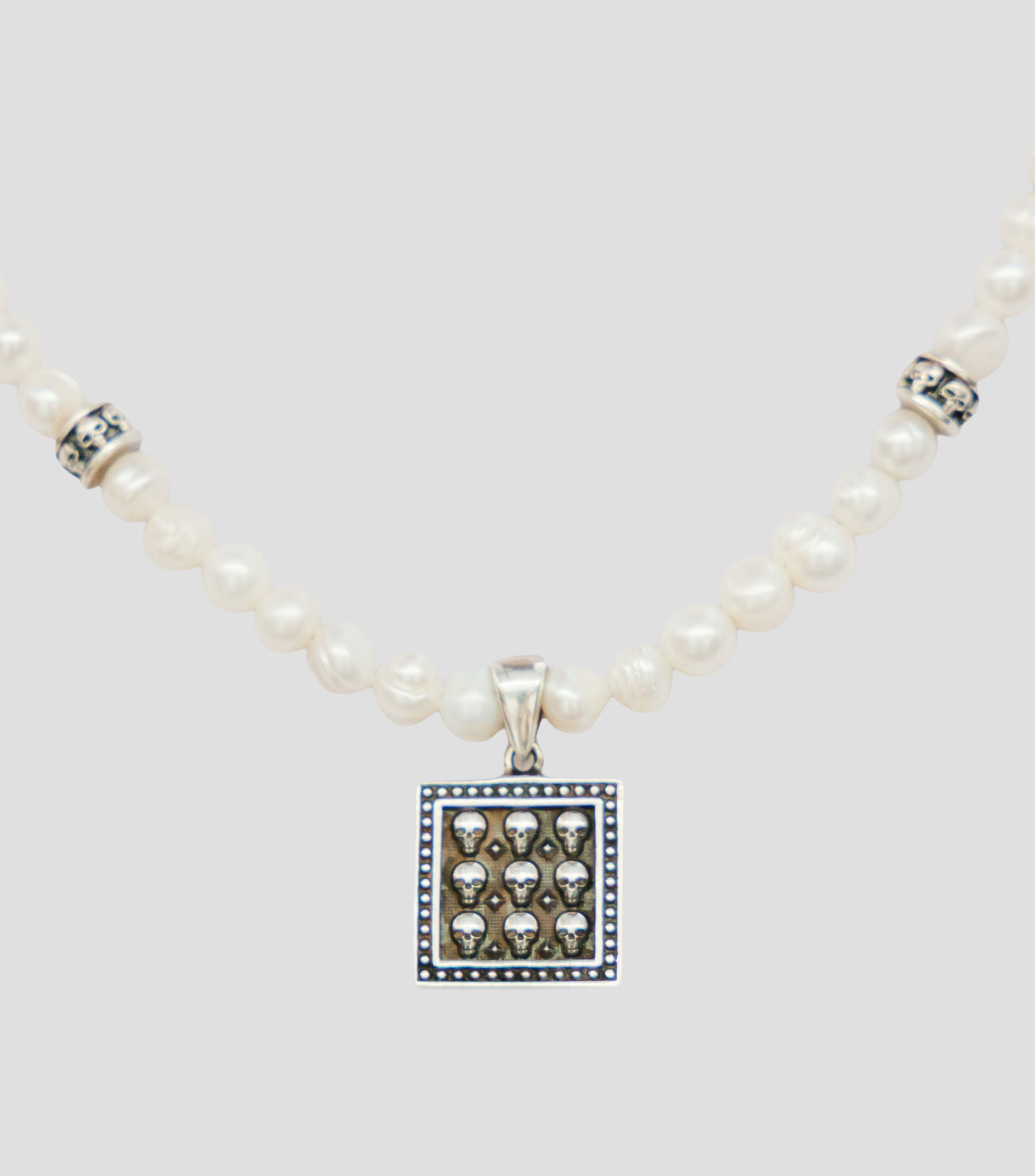 Collar en Plata .925 con Perlas, hematita y ojo de tigre Hombre