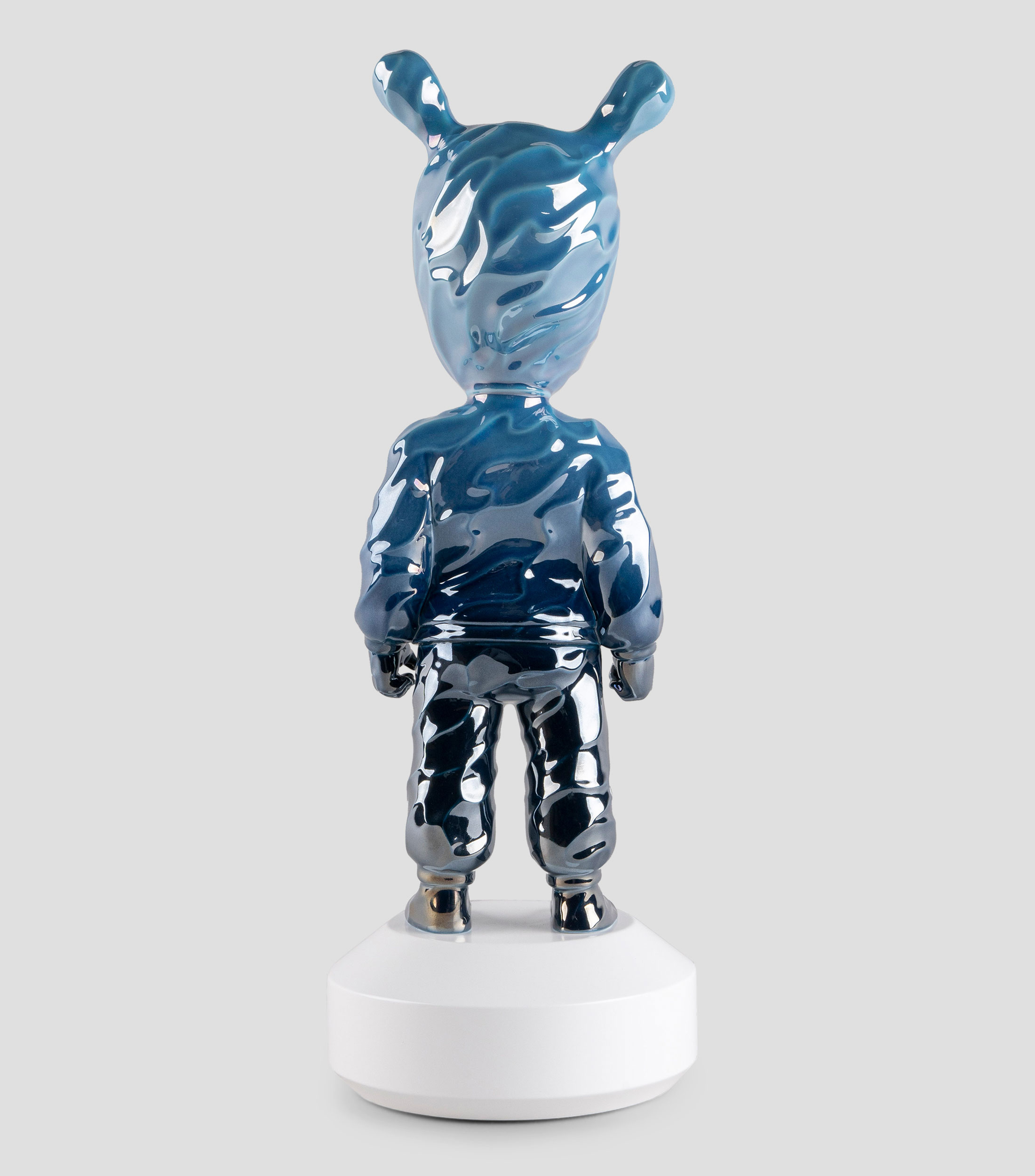 Escultura The Guest By Supakitch Big en porcelana