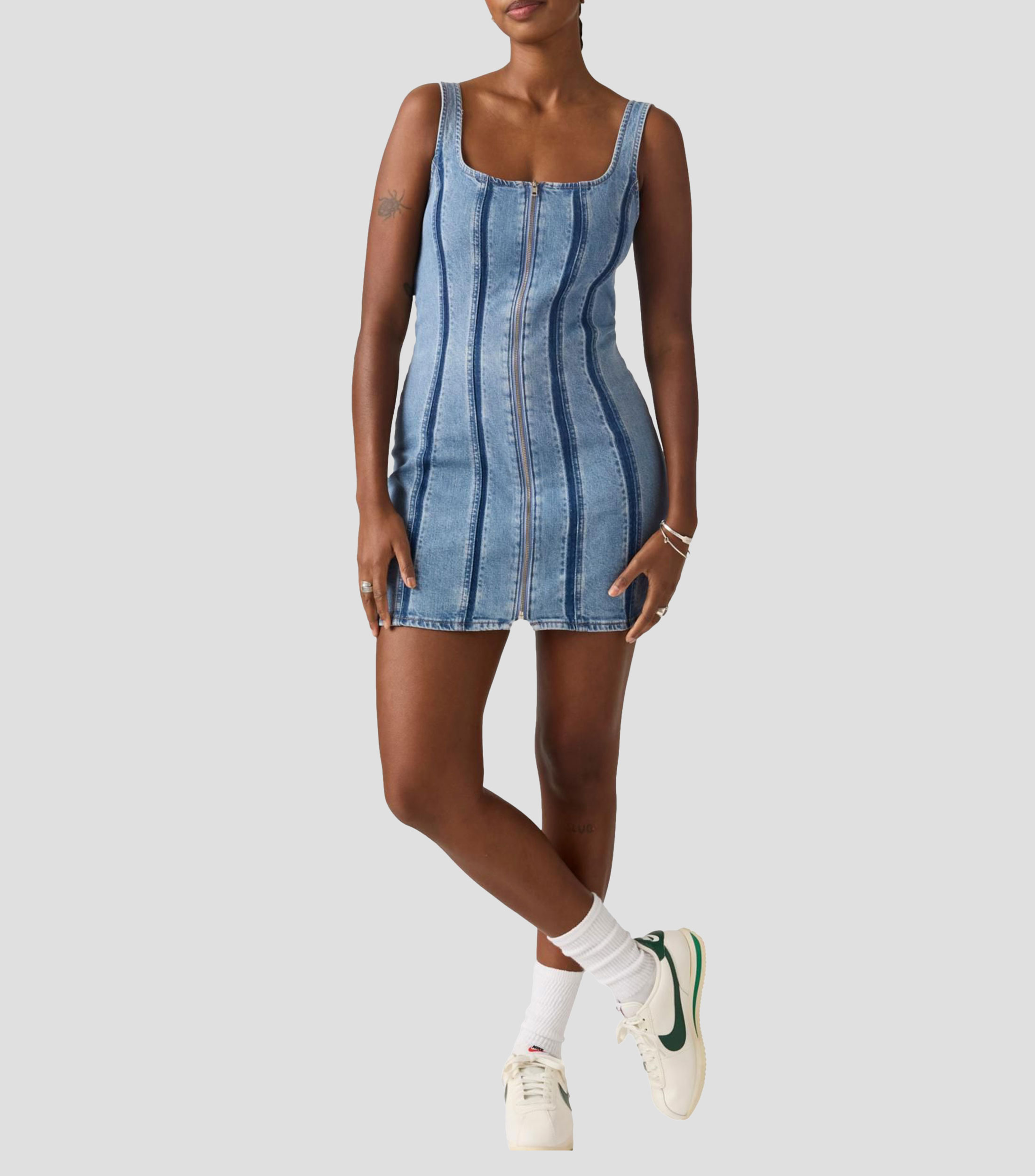 Vestido corto liso en mezclilla Mujer