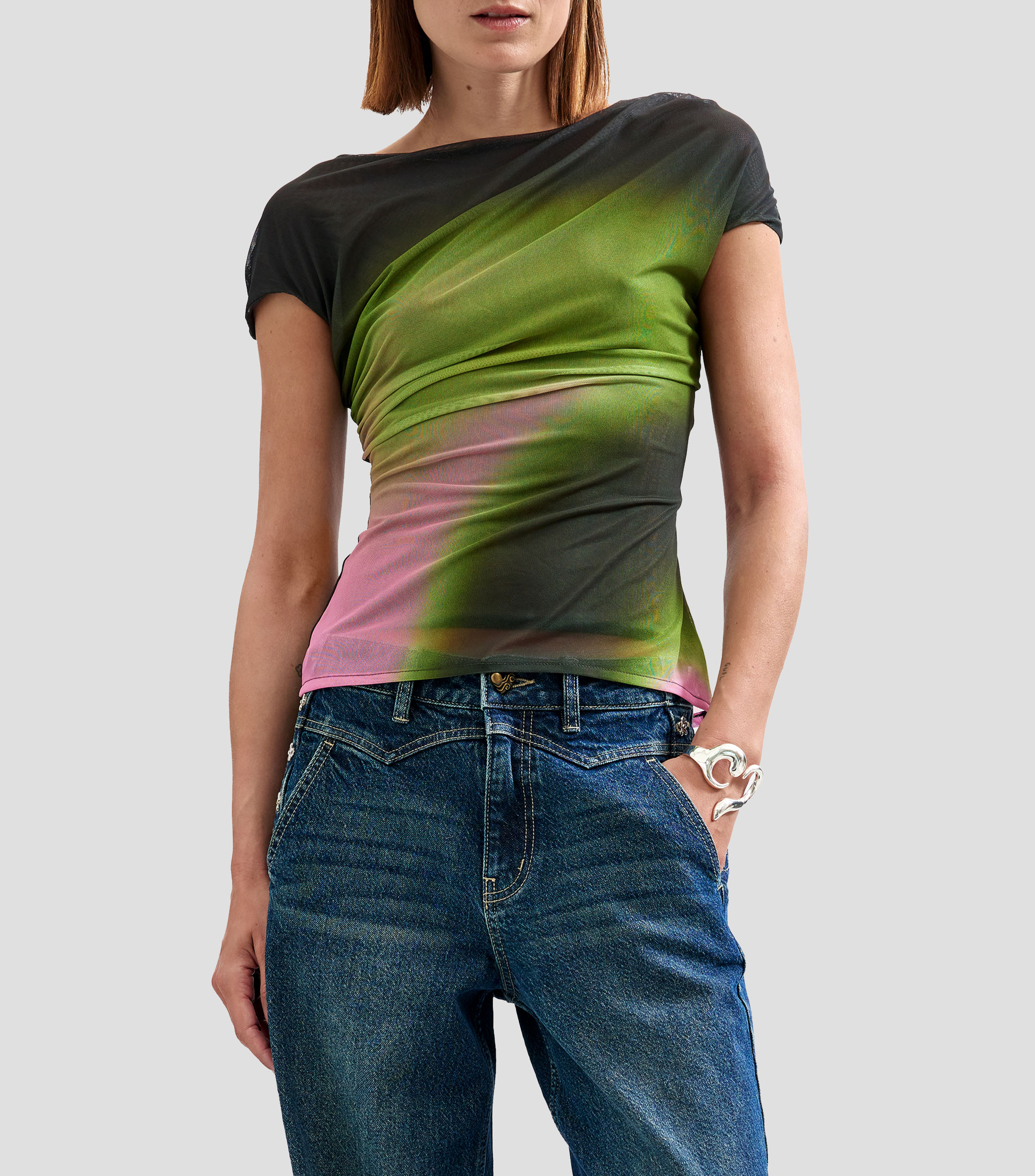 Playera cuello barco manga corta estampada Mujer