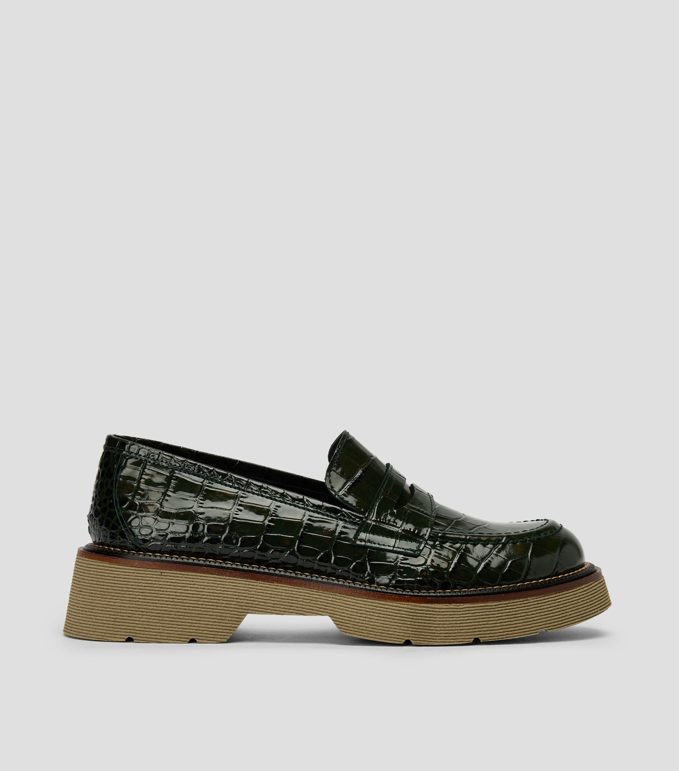Mocasines con tacón bajo ancho en piel animalskin Mujer